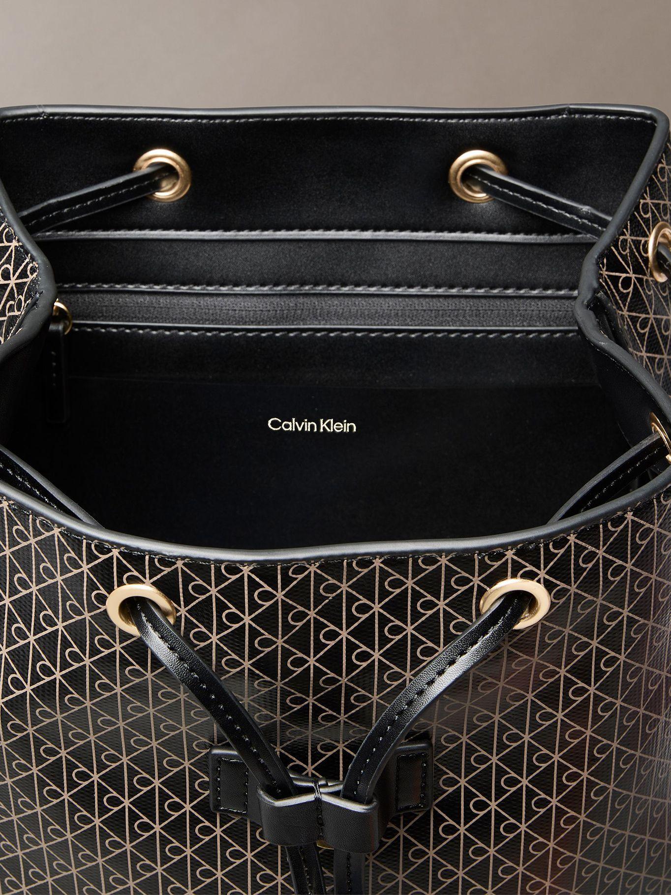 Mochila Con Estampado Integral Negro Calvin Klein-3