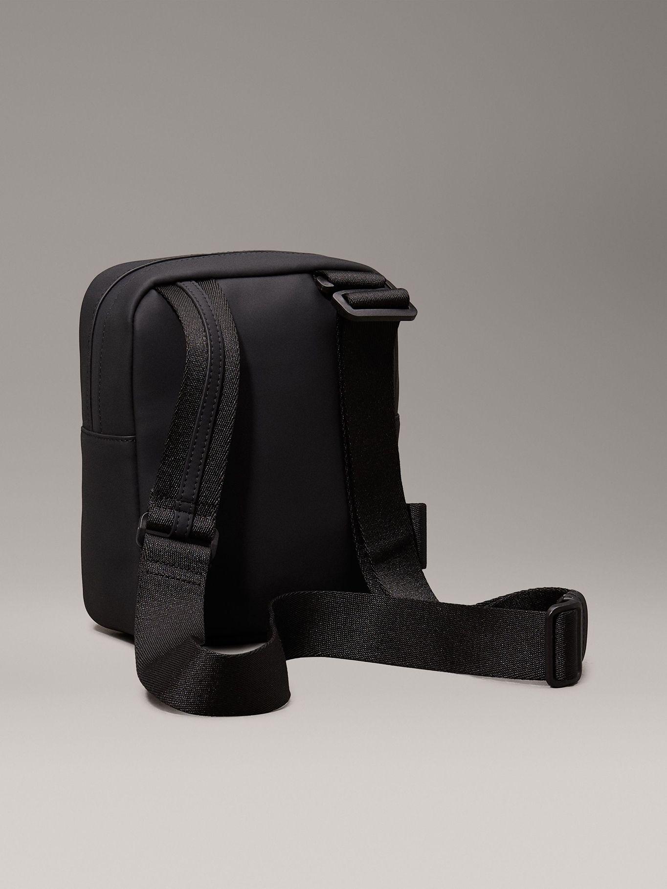 Bolso Reporter Ck-Essential Negro Calvin Klein-2