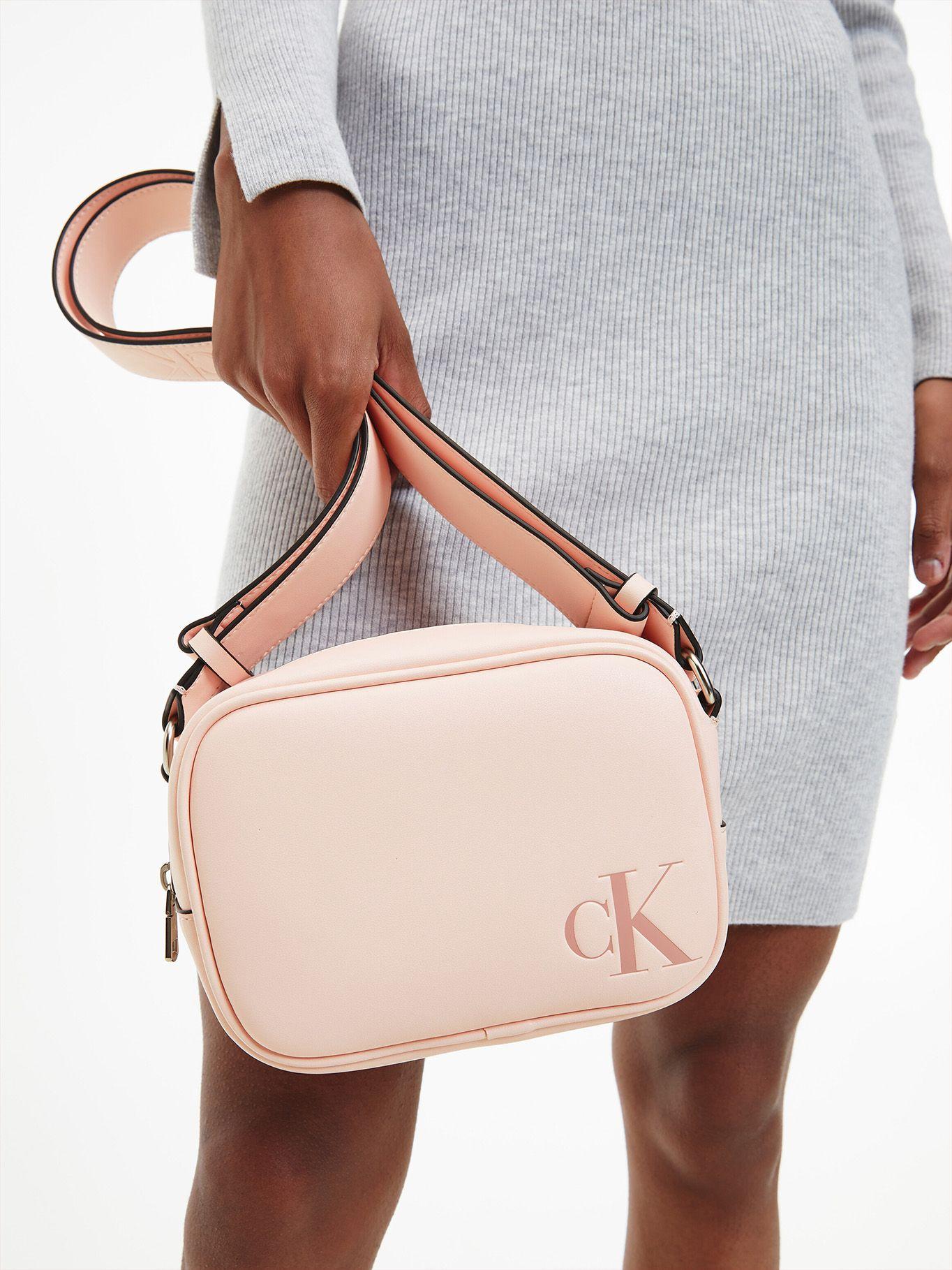 Cartera Sculpted Rosado Calvin Klein-3