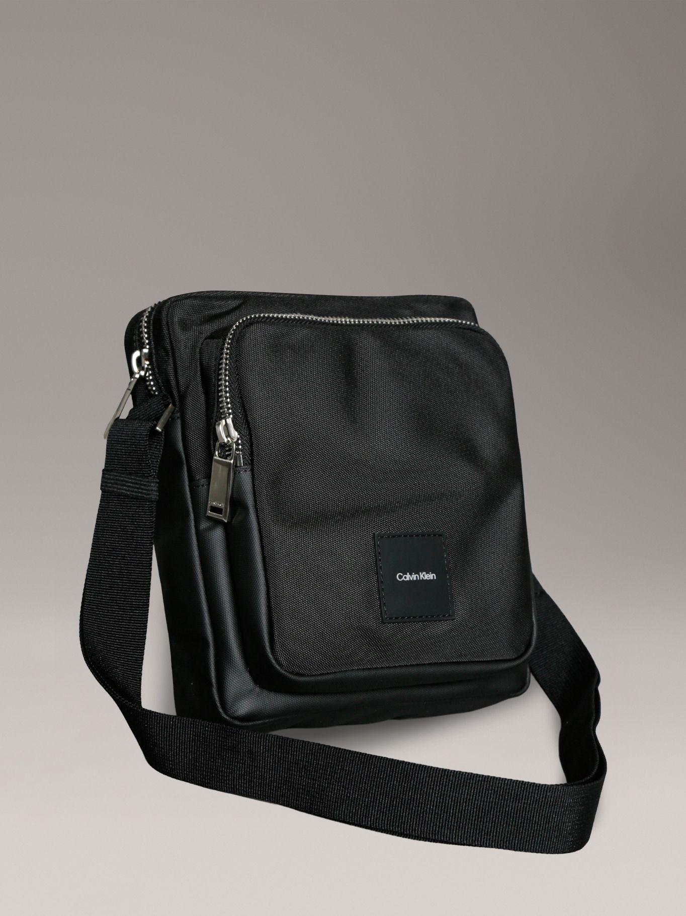 Bolso Bandolera Utility Negro Calvin Klein-2