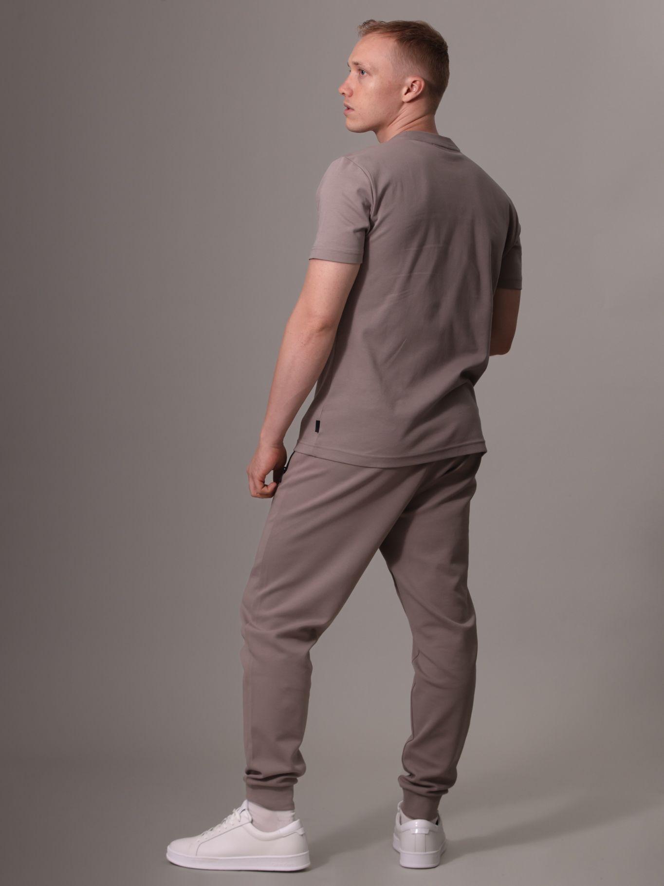 Jogger Lux Tech Gris Calvin Klein-2