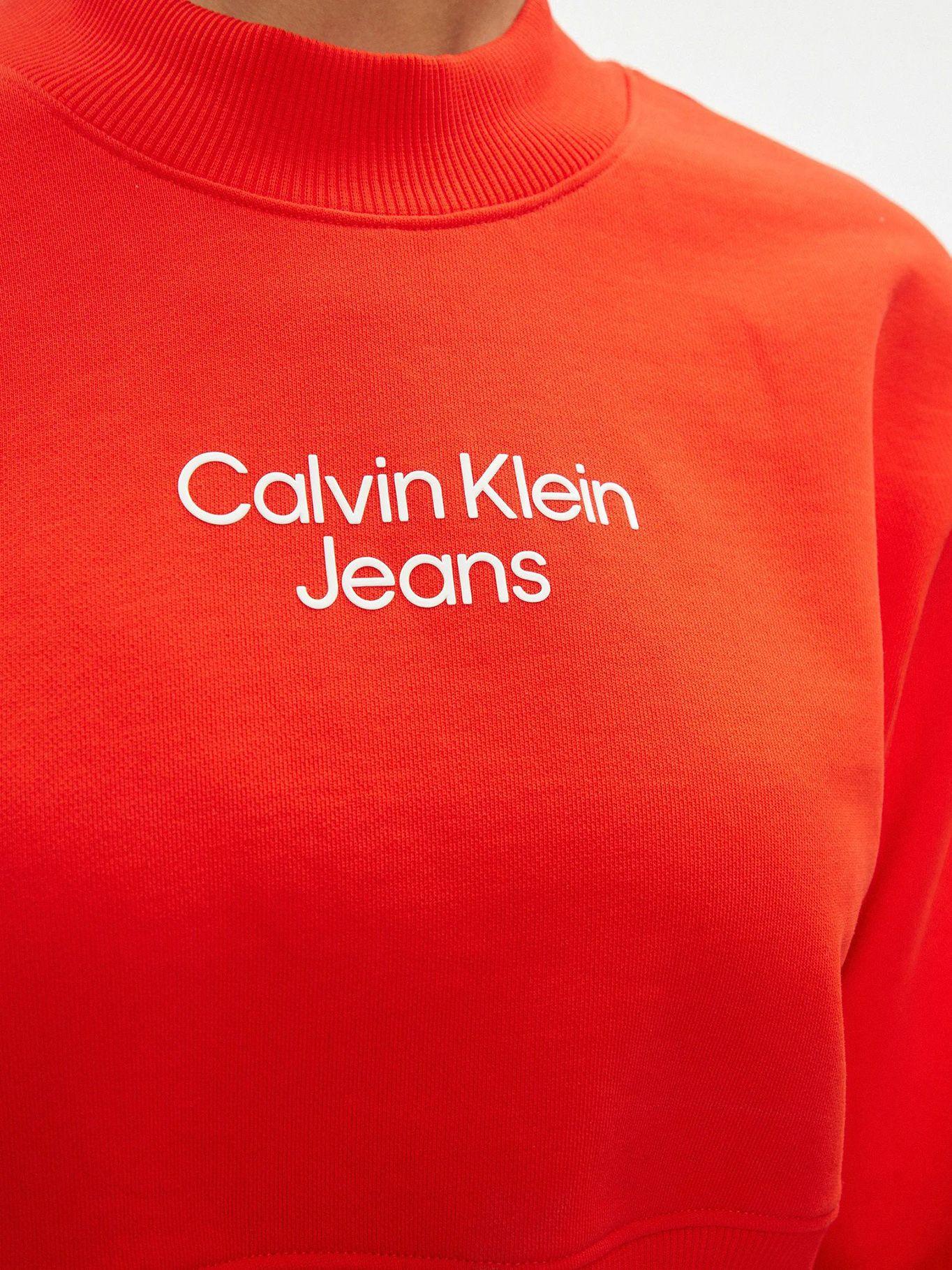 Polerón Stacked Institutional neck Rojo Calvin Klein-3