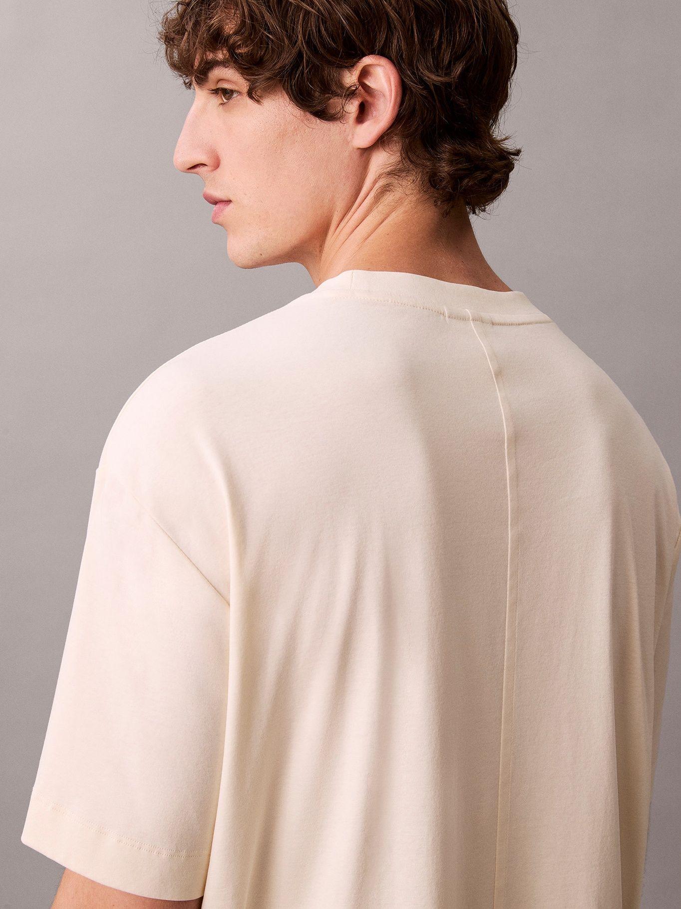 Polera con Emblema Grande Bordado Beige Calvin Klein-4