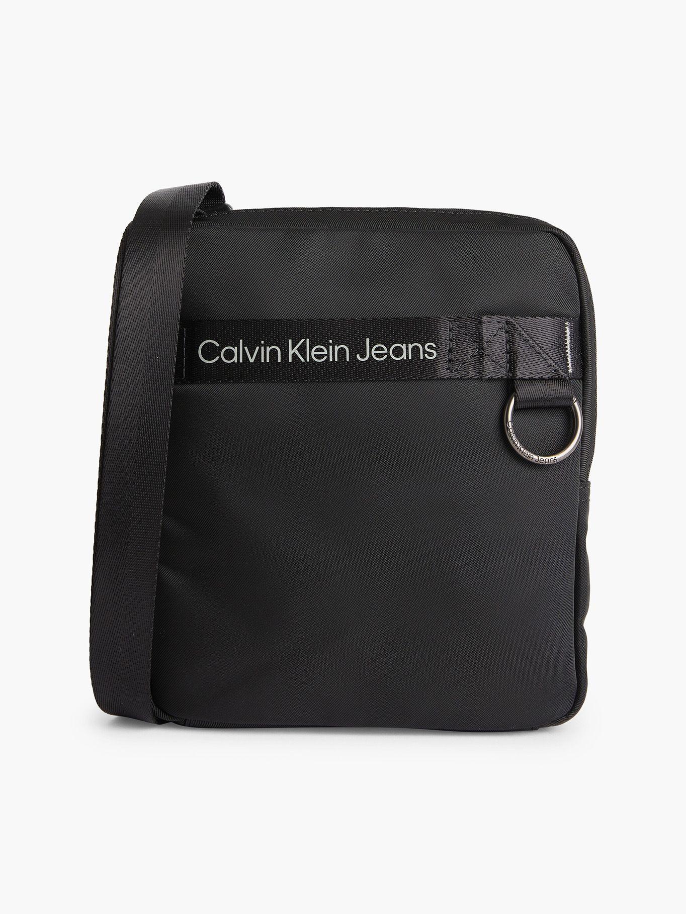 Cartera Urban Explorer Reporter Negro Calvin Klein-0