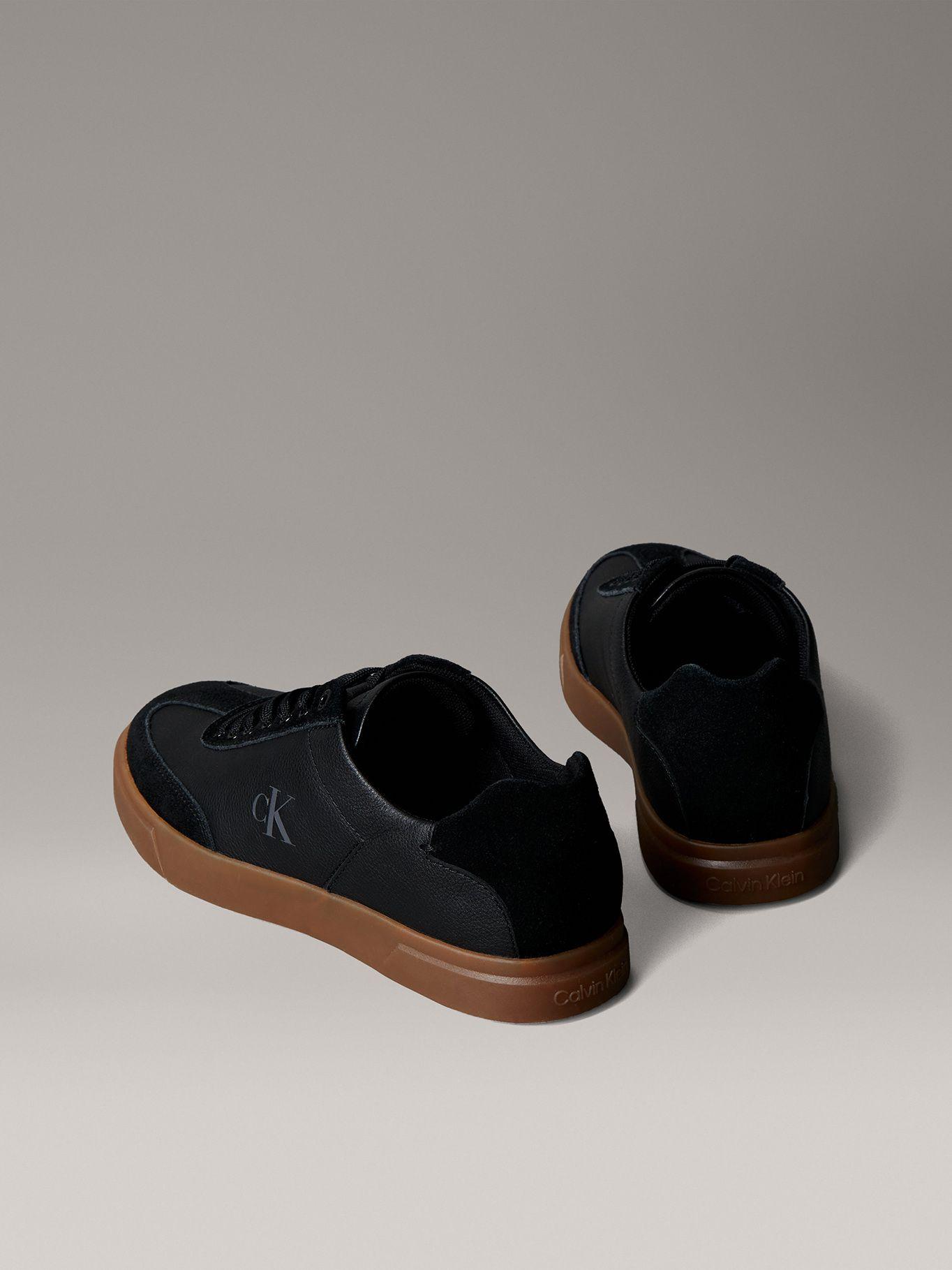 Zapatillas en Texturas Mixtas Negro Calvin Klein-1