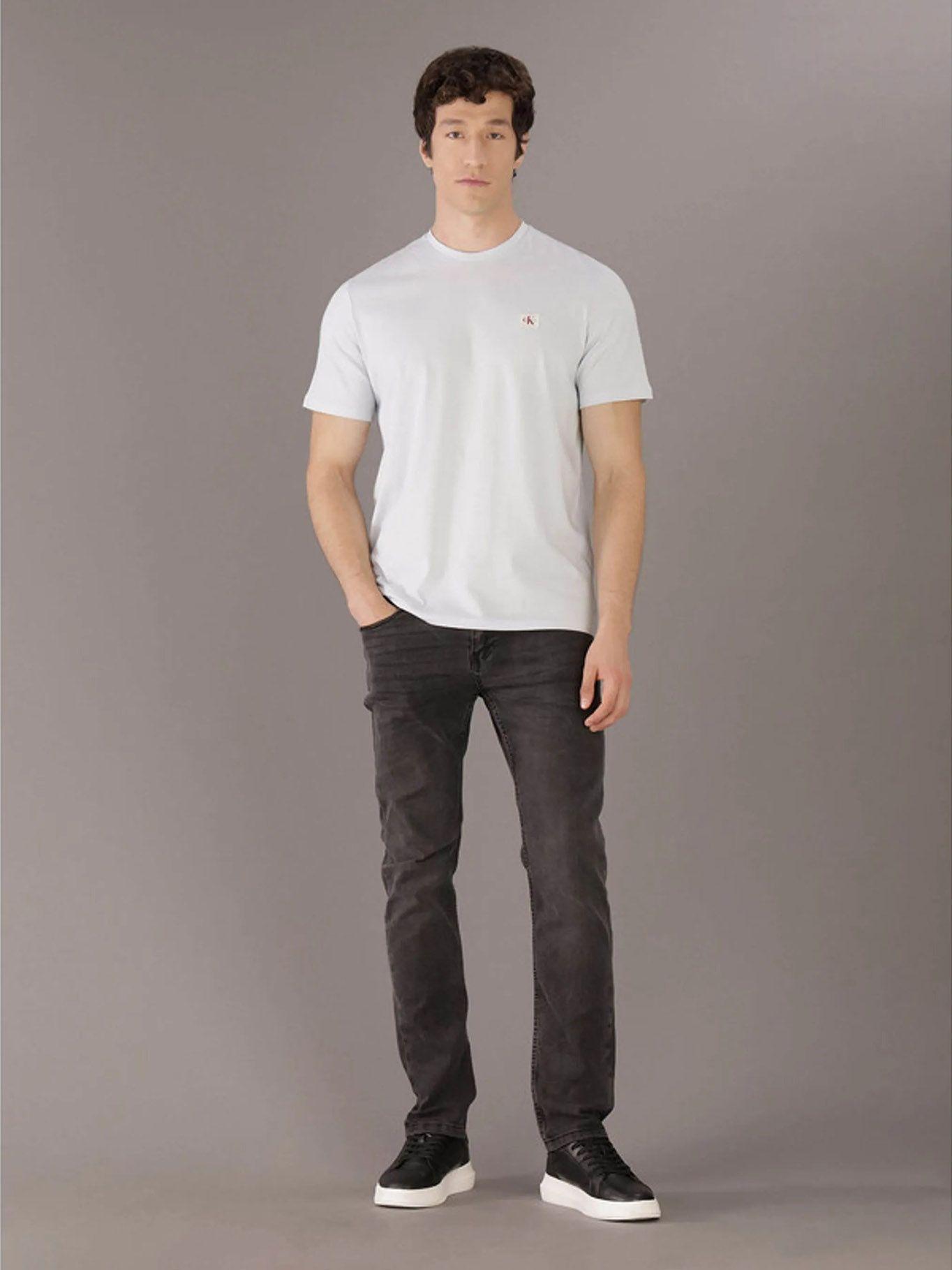 Polera Monograma Bagde 30S Blanco Calvin Klein-1