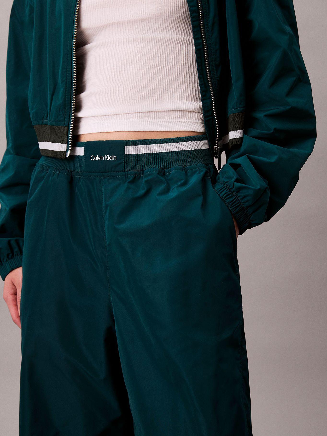 Pantalón Deportivo Tafetán Elástico Verde Calvin Klein-2