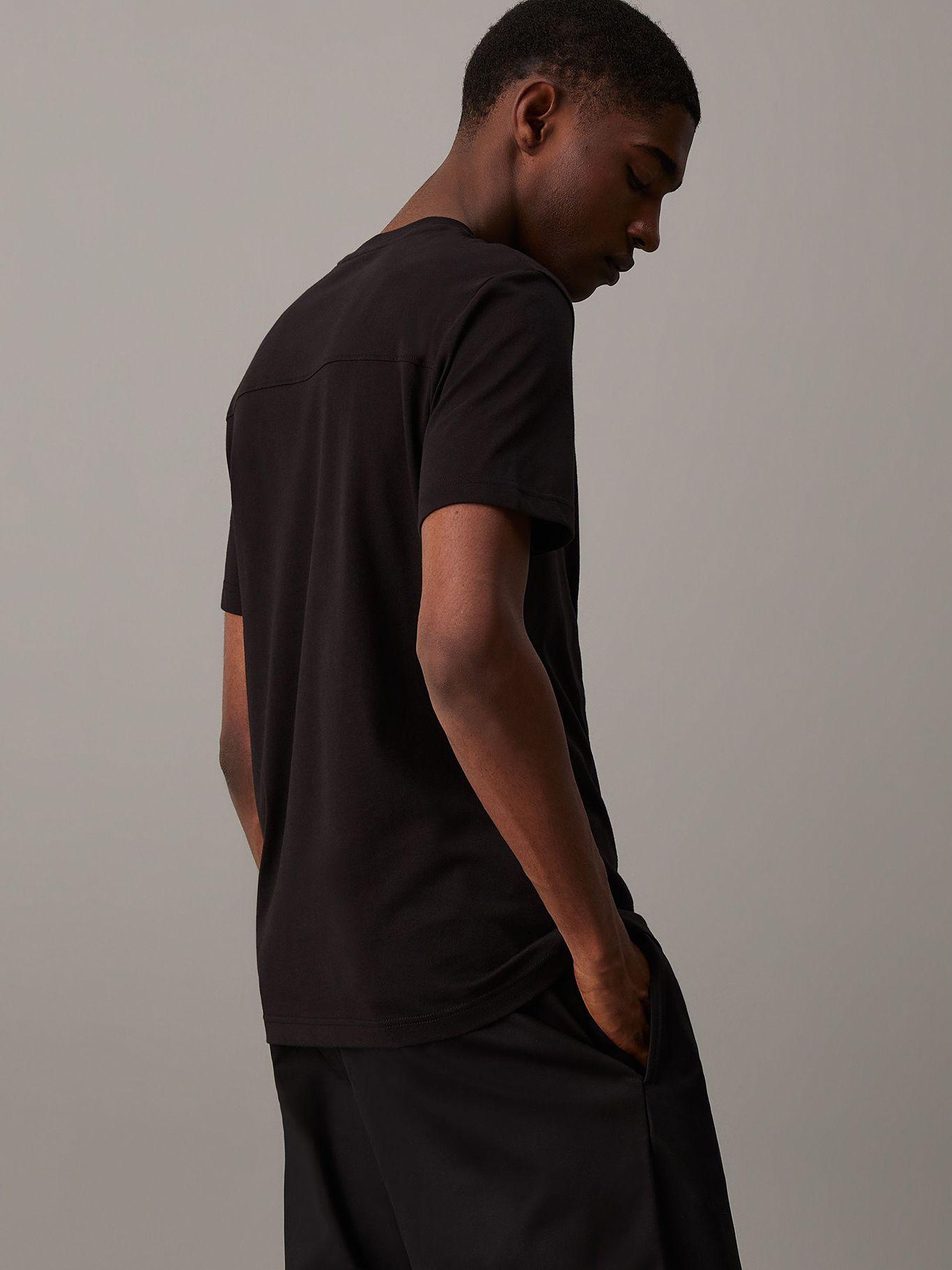 Polera Embroidered Logo Peached Negro Calvin Klein-2