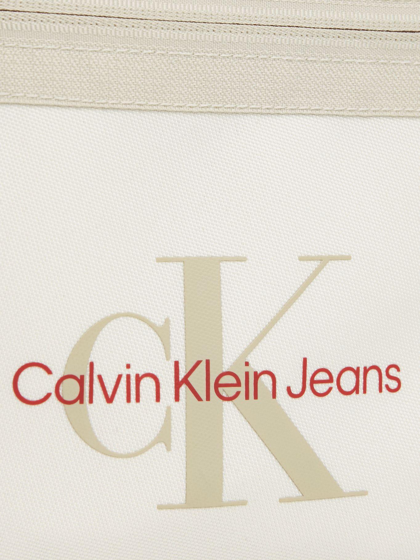 Bolso Bandolera Sport Essentials Blanco Calvin Klein-2