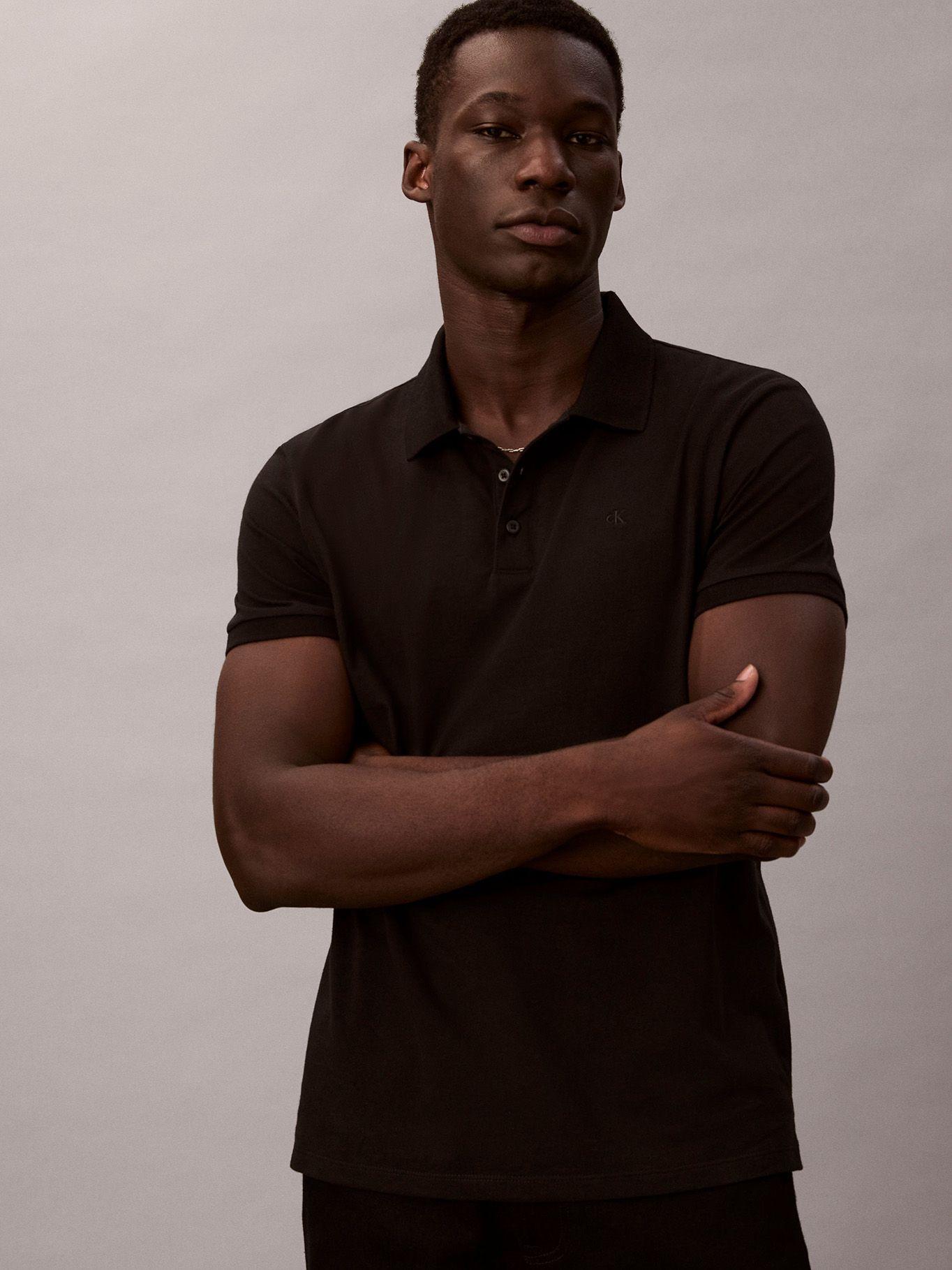Polo Clásico con Monograma Bordado Negro Calvin Klein-3