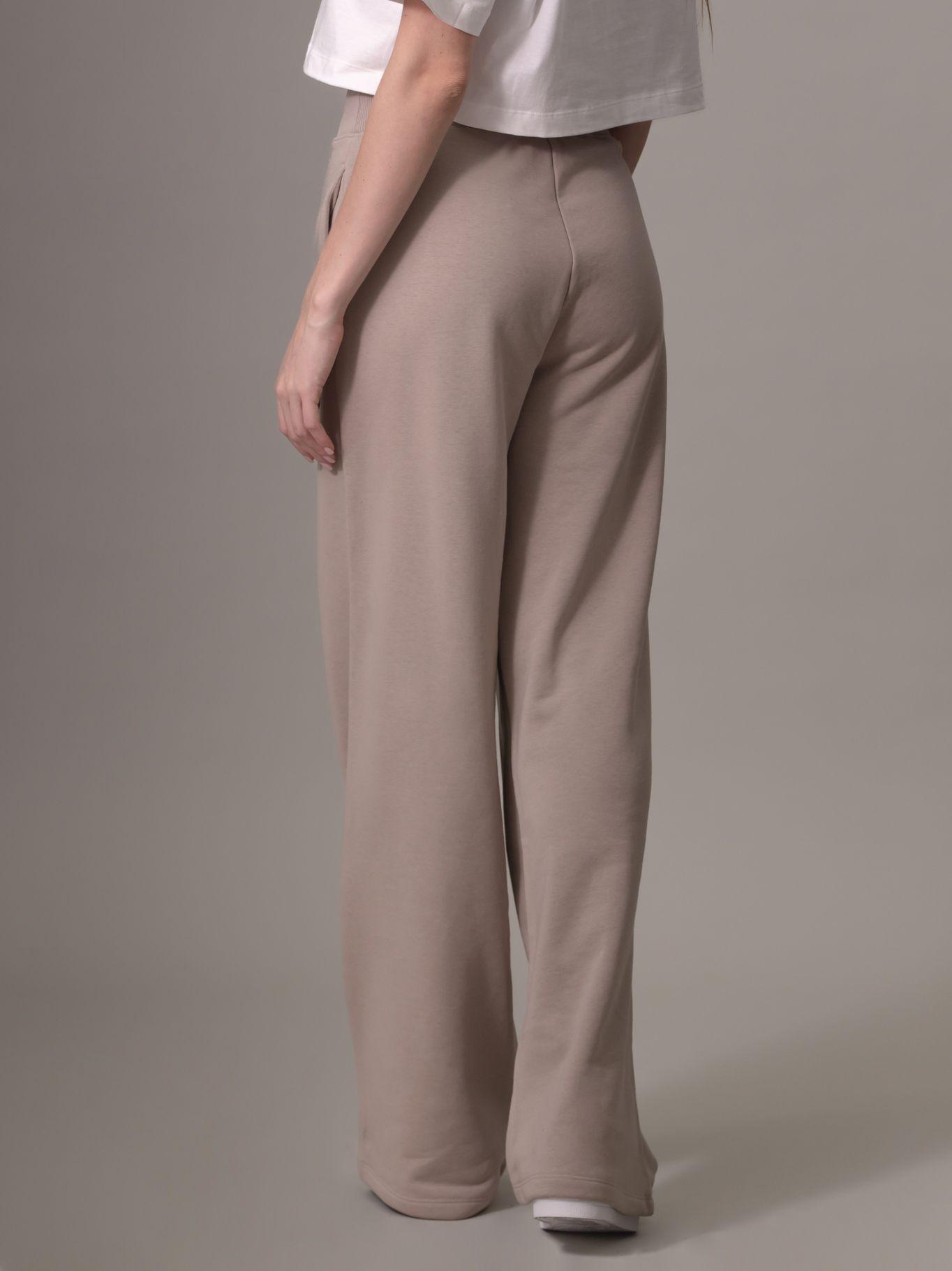 Jogger Ck Embro Badge Rosado Calvin Klein-3