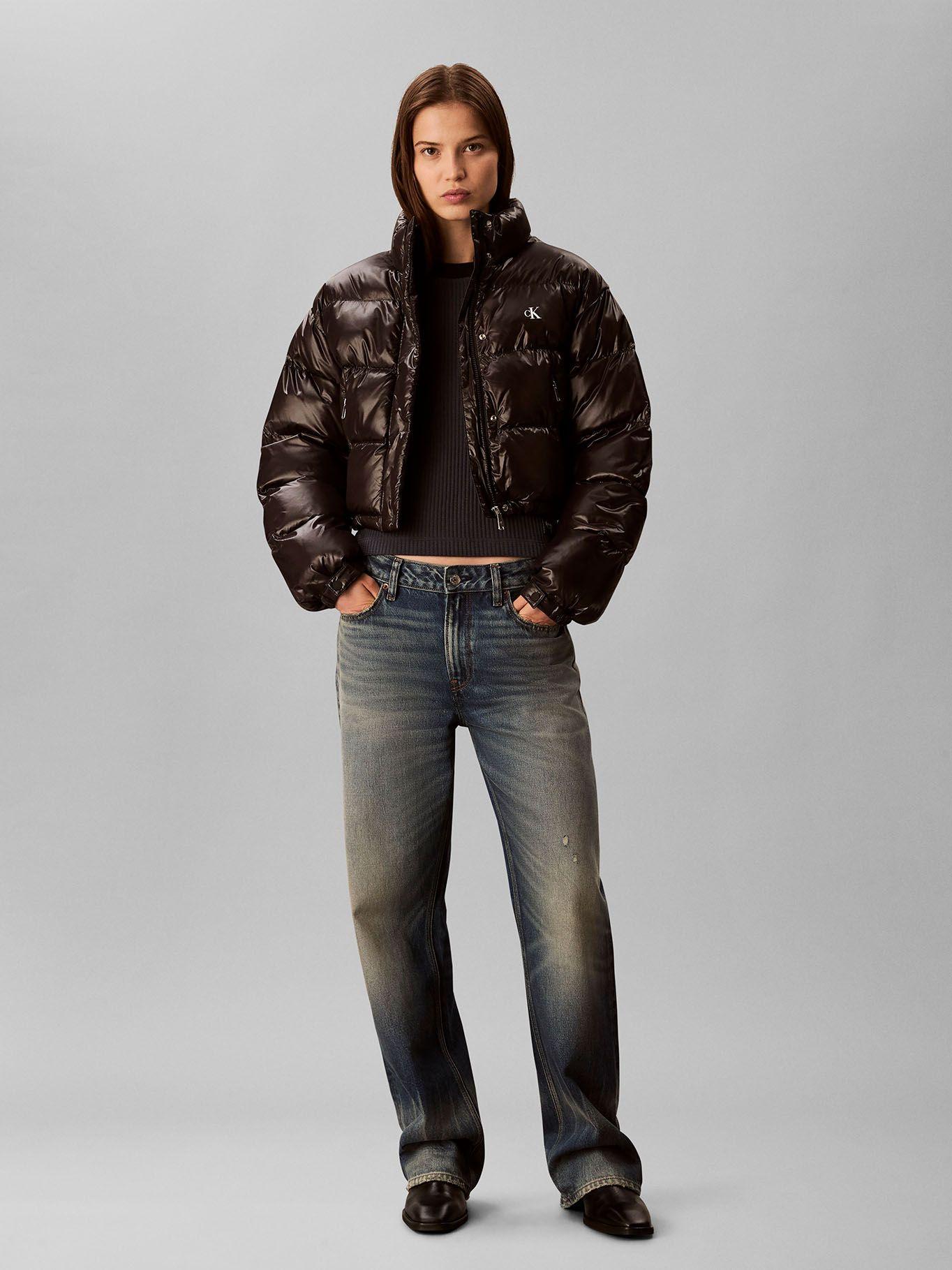 Parka Acolchada Cropped Satinado Negro Calvin Klein-1