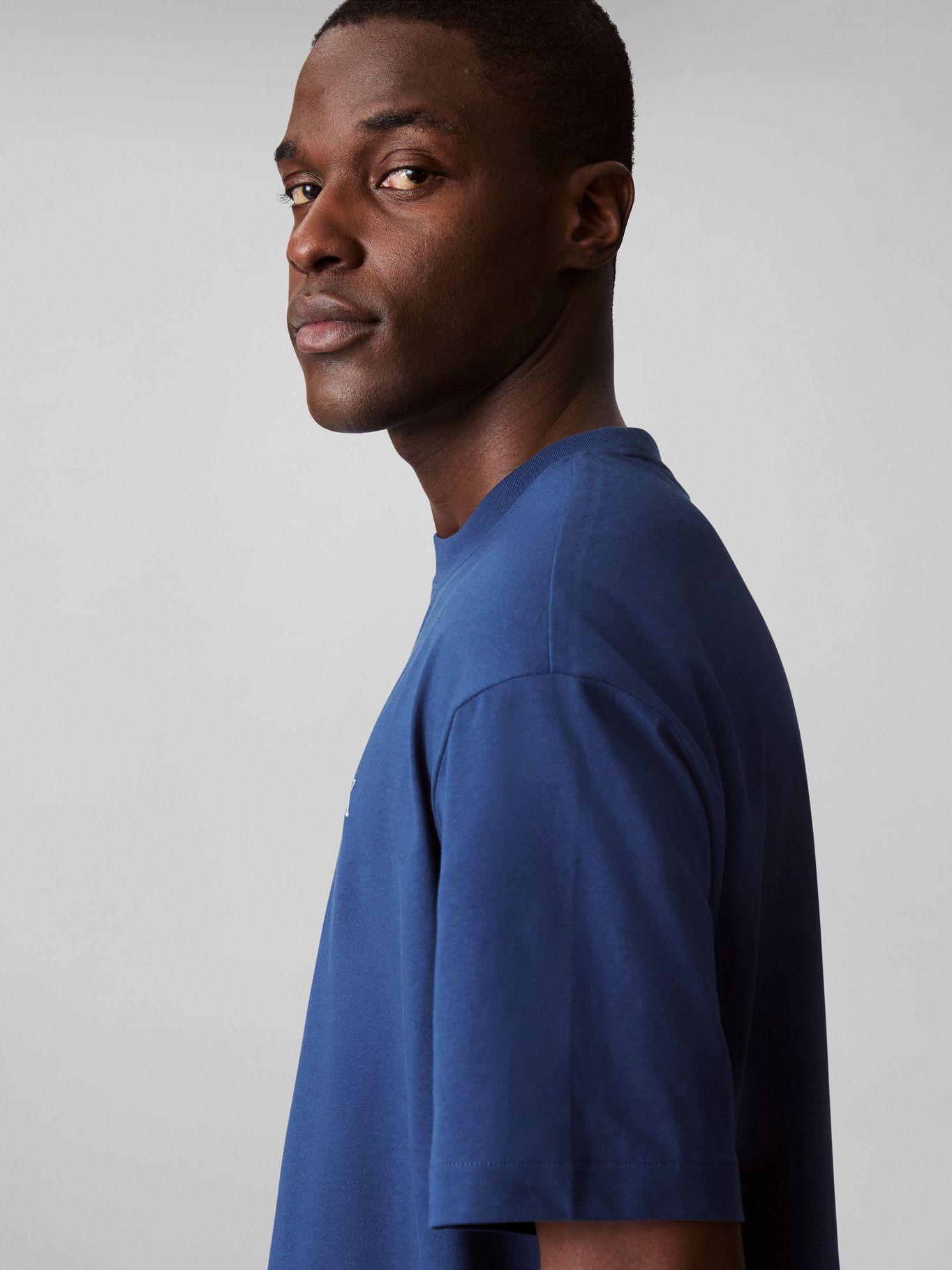 Polera Relaxed con Monograma Archive Azul Calvin Klein-4