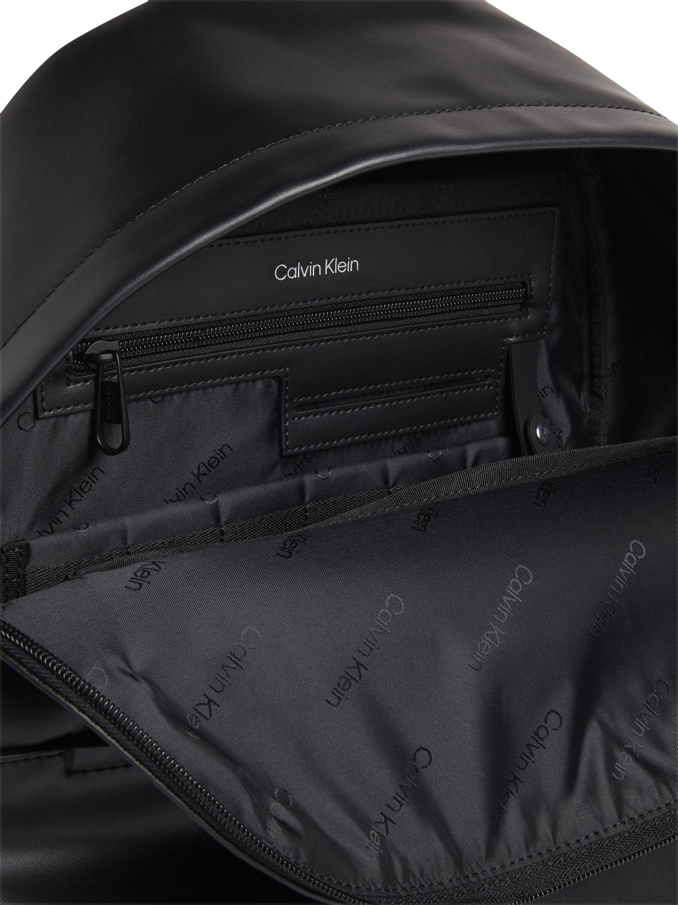 Mochila Boxed Round Negro Calvin Klein-2