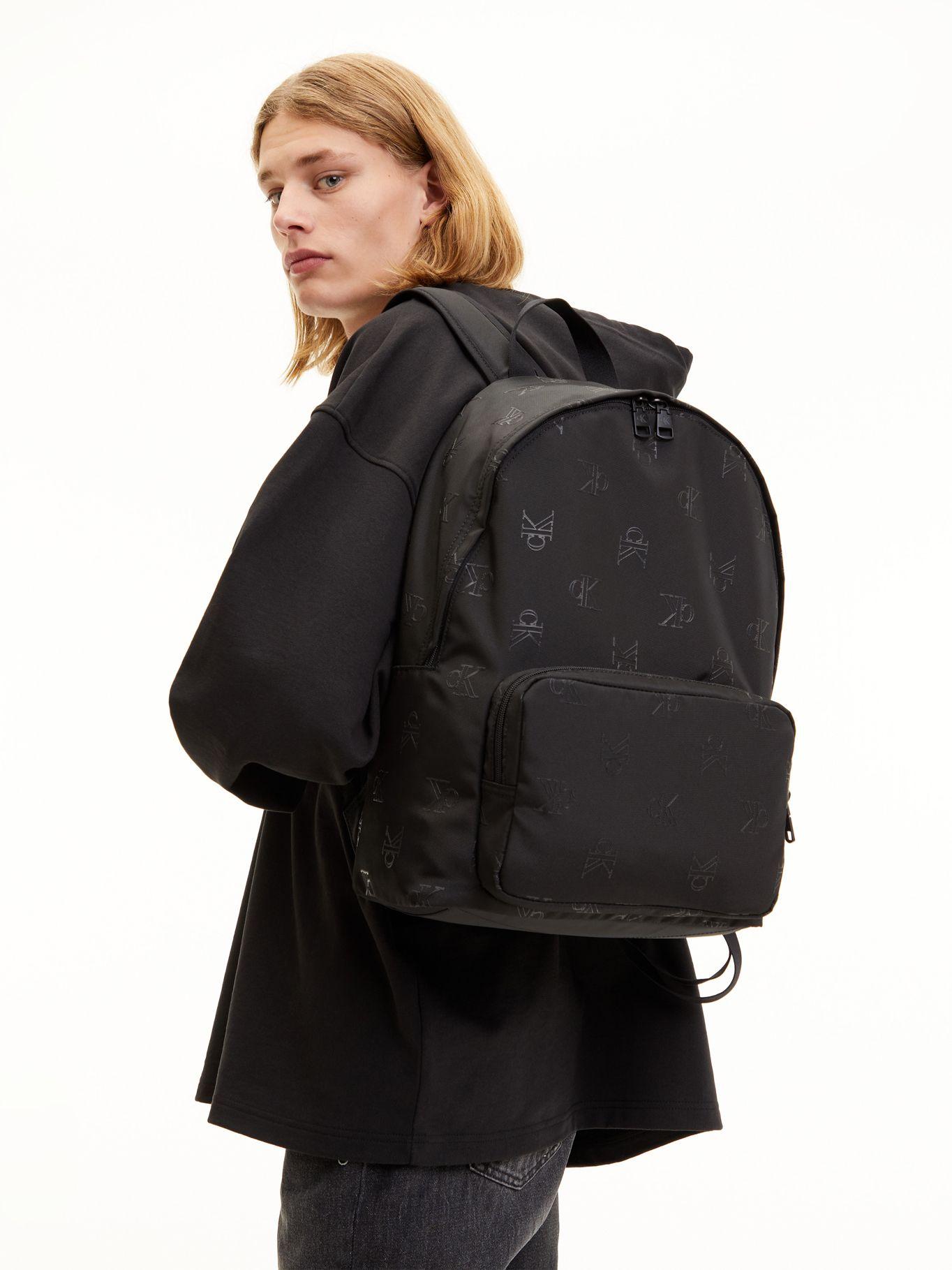 Mochila con logo Negro Calvin Klein K50K510094-0GJ-3