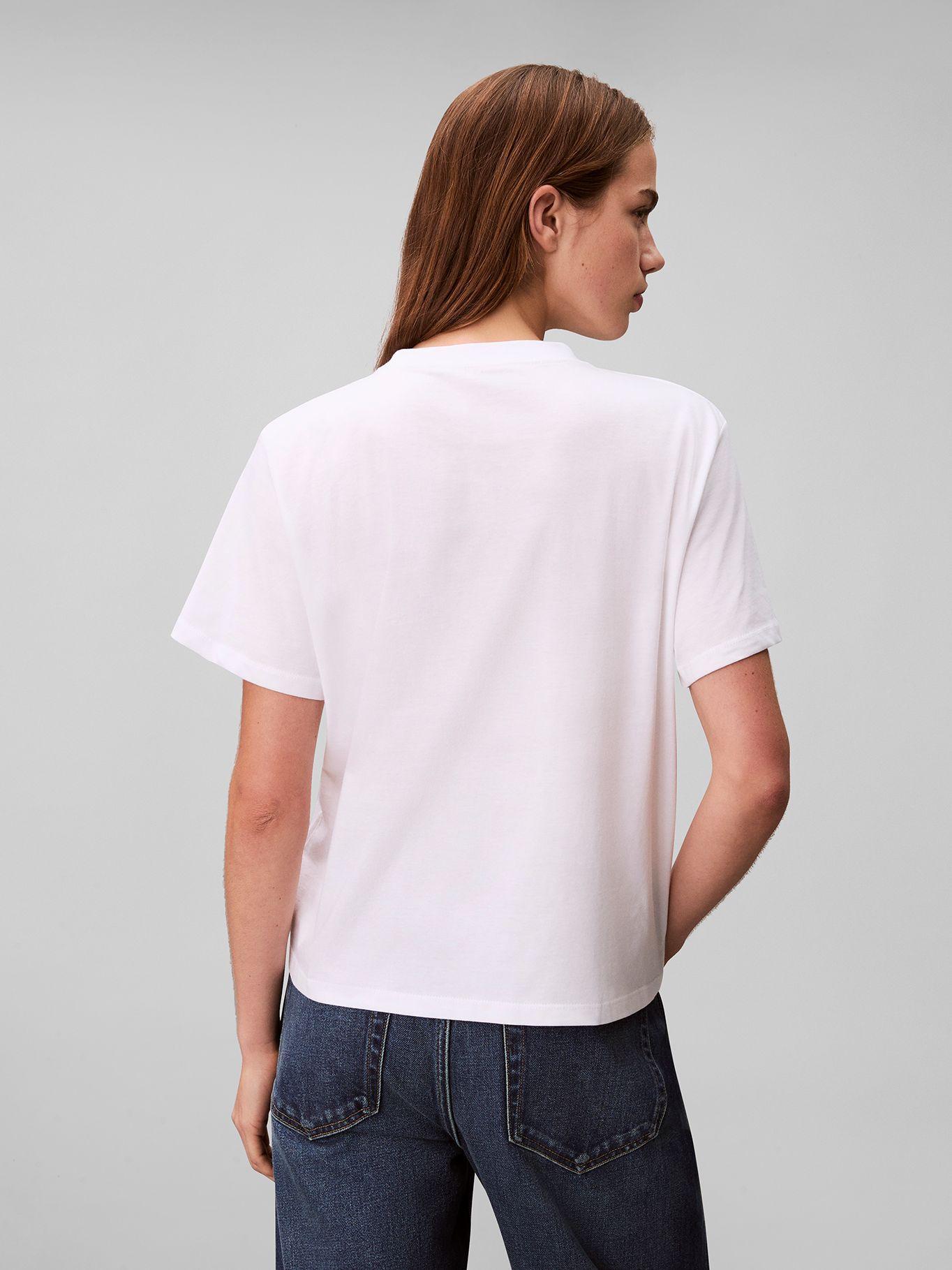 Polera Logo Estampado Tipo Boxed Blanco Calvin Klein-2