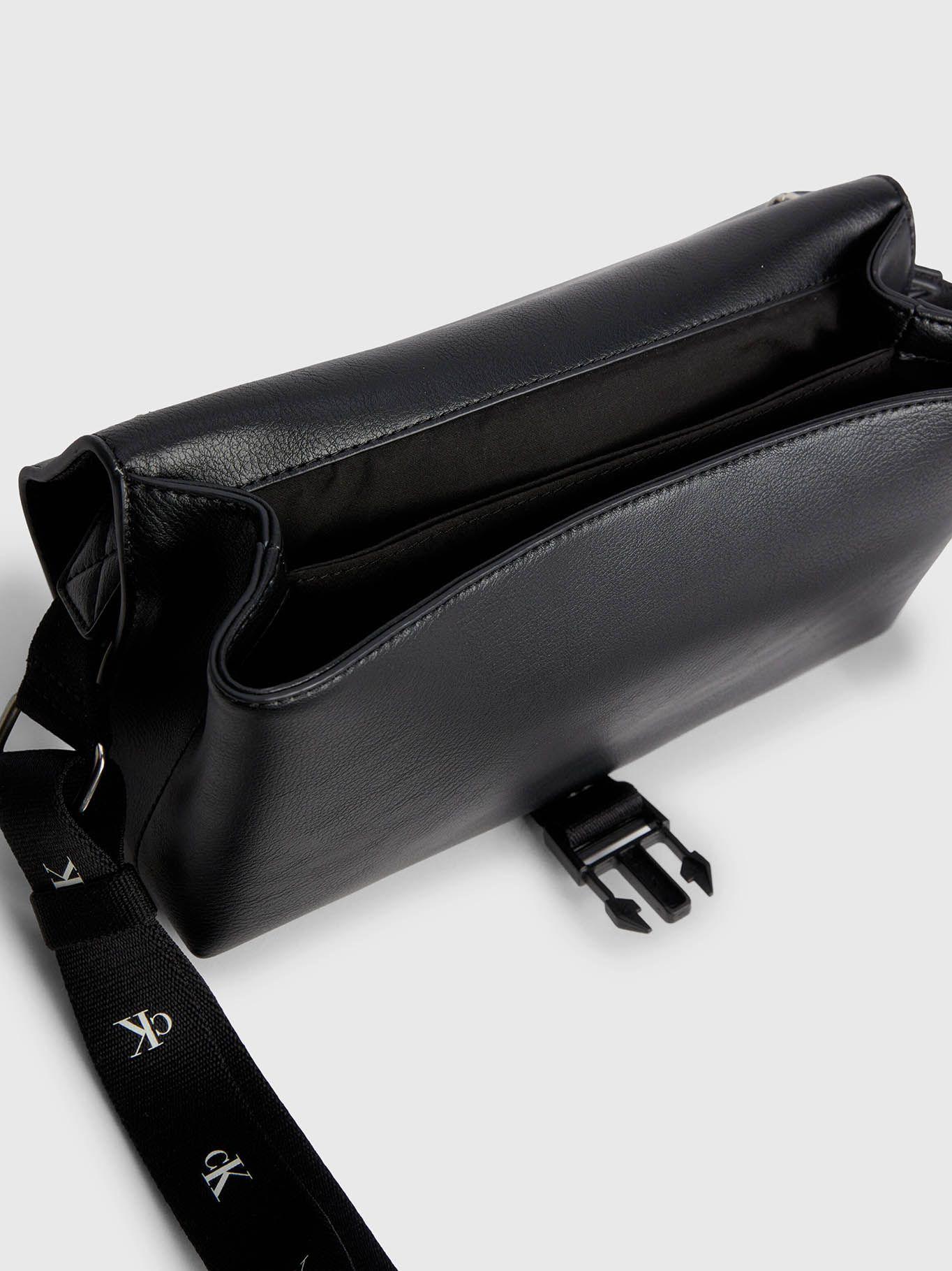 Bolso bandolera ultraligero con solapa Negro Calvin Klein K60K610700-BDS-4