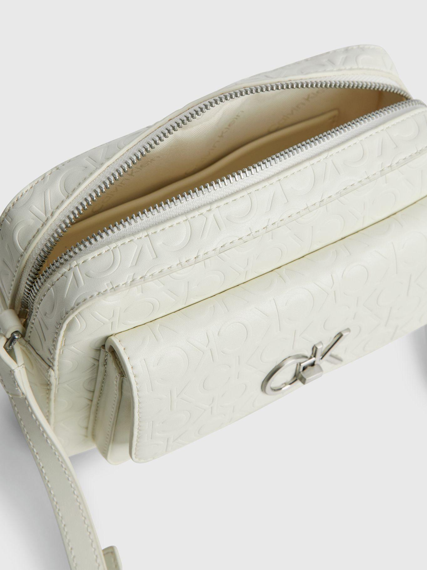 Bandolera Re-Lock Camera Reciclada Blanco Calvin Klein-2