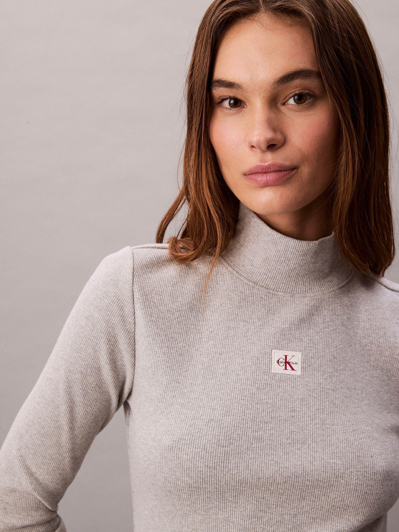 Polera Manga Larga con Cuello Tortuga Gris Calvin Klein-5