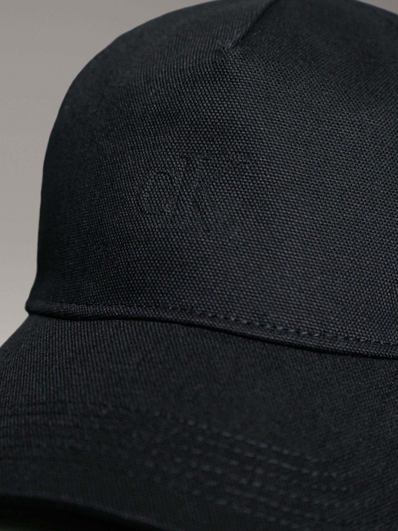 Jockey Monogram Deboss Canvas Negro Calvin Klein-3