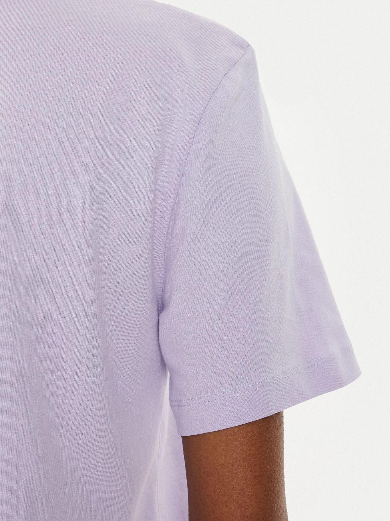 Polera Ck Embro Badge V-Neck Morado Calvin Klein-4