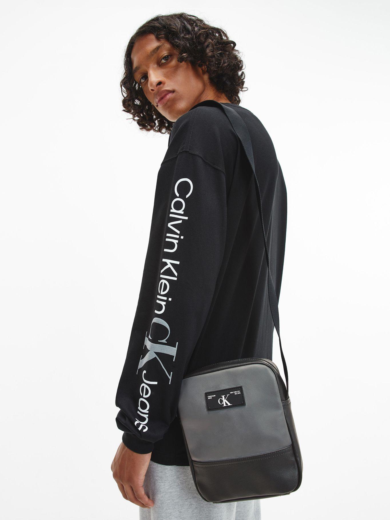 Messenger Mix Media Gris Calvin Klein-4