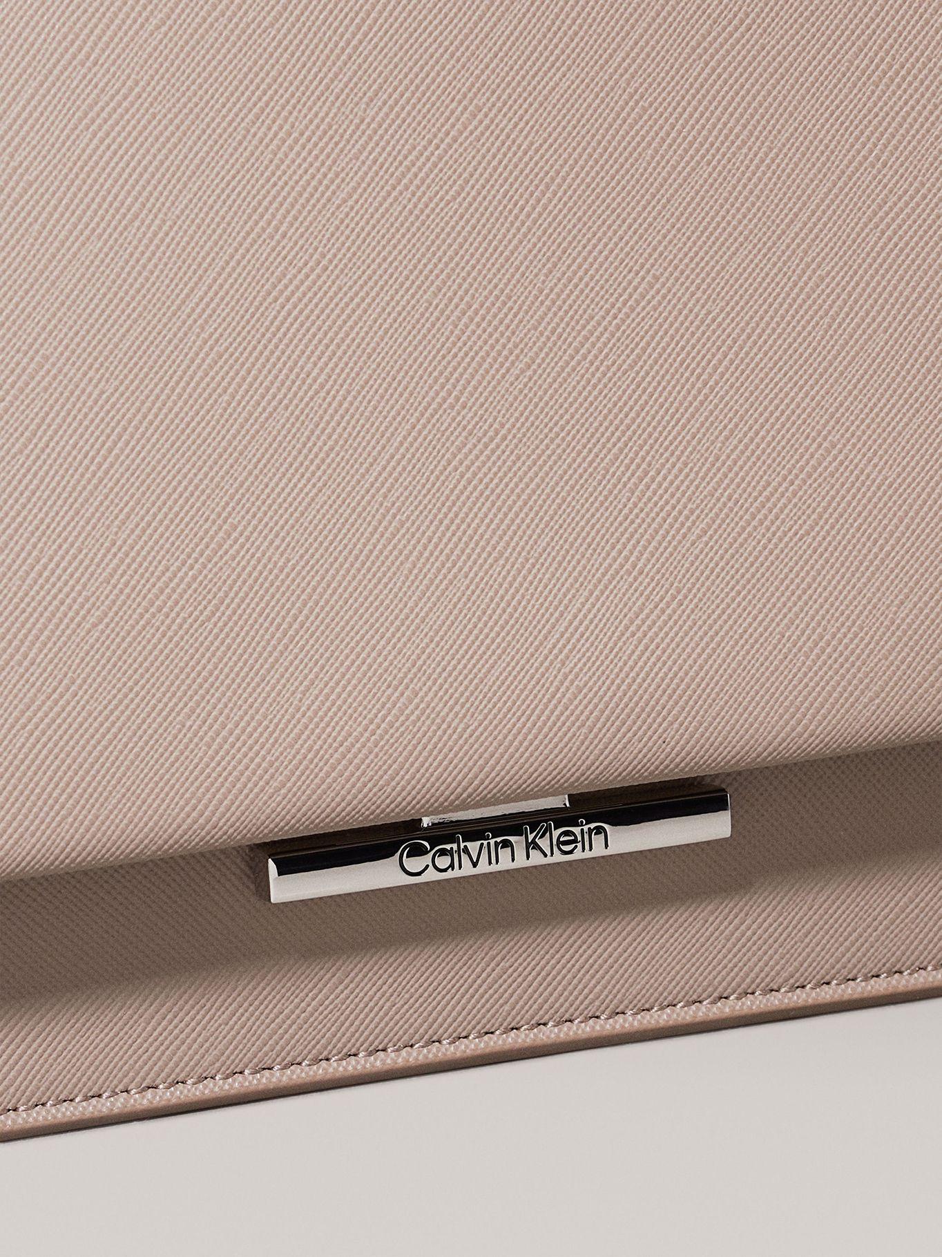 Bandolera CK Linear Beige Calvin Klein-3