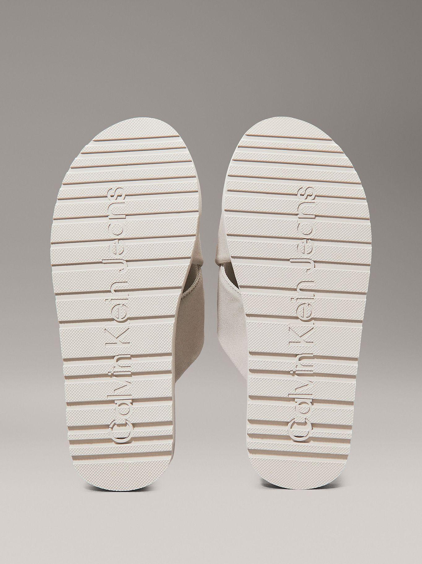 Sandalias de Lona Cross Gris Calvin Klein-3