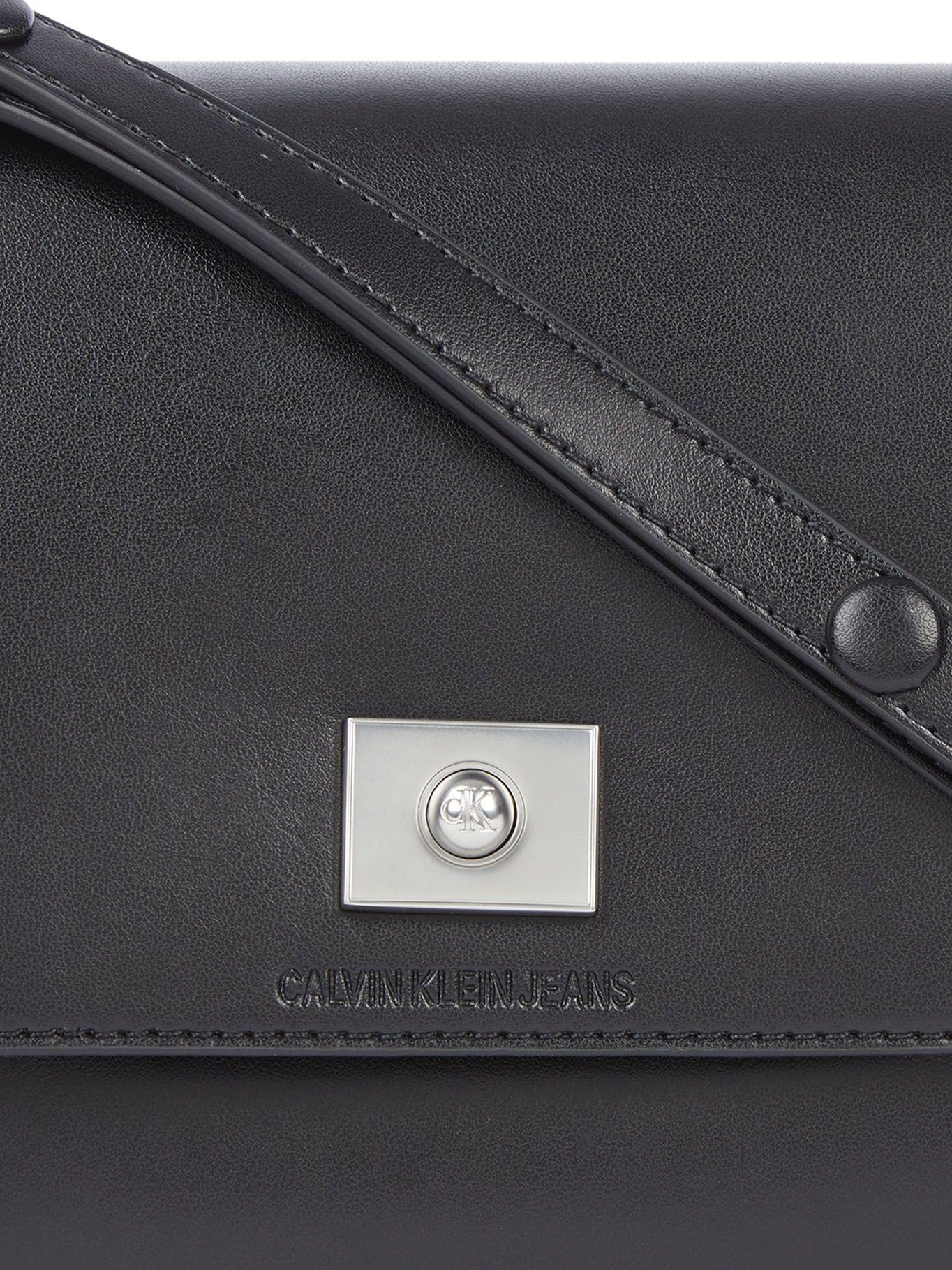 Bndolera CKJ Envelope Negro Calvin Klein Mujer-3