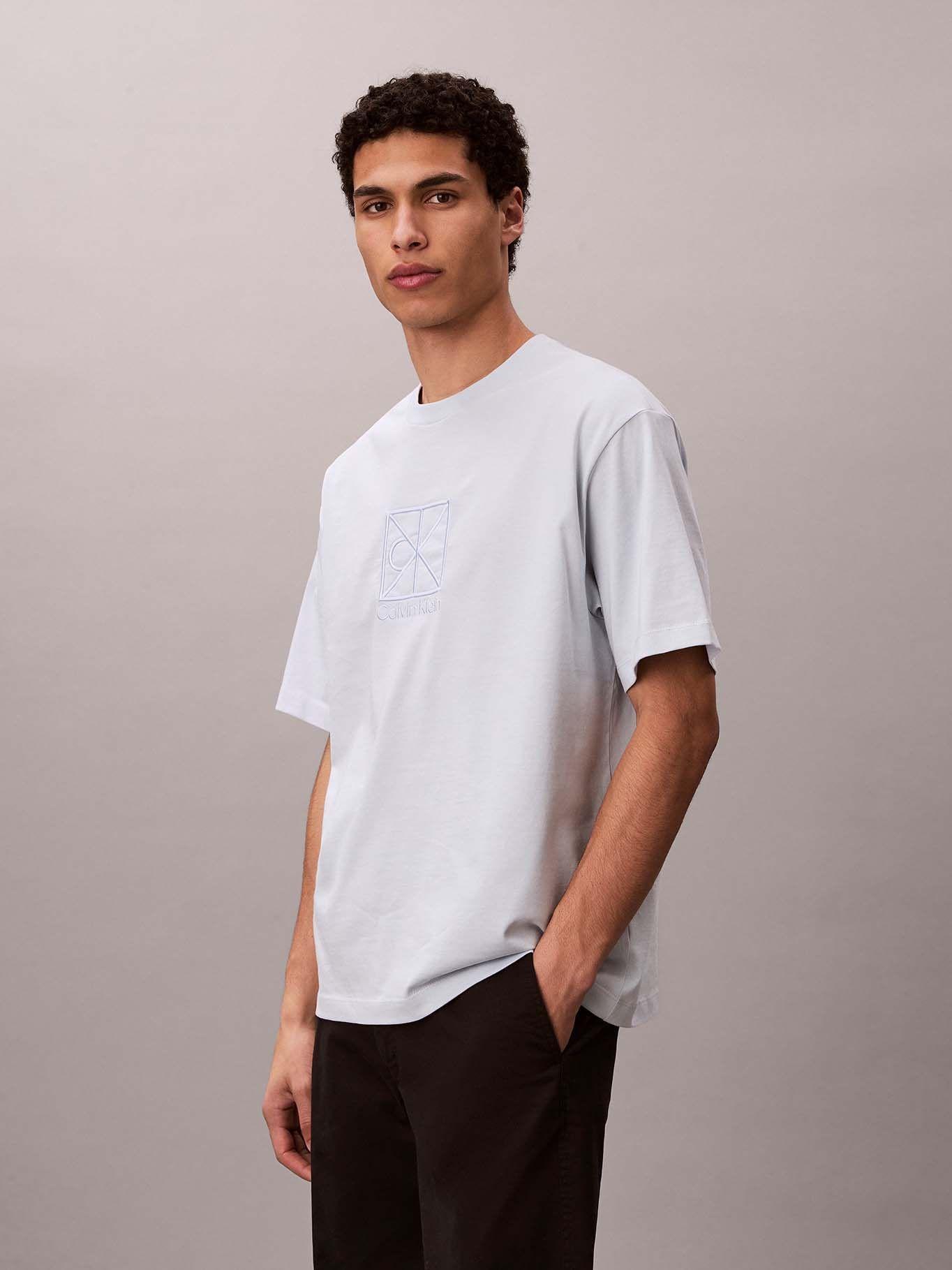 Polera con Gráfico de Emblema Celeste Calvin Klein-3