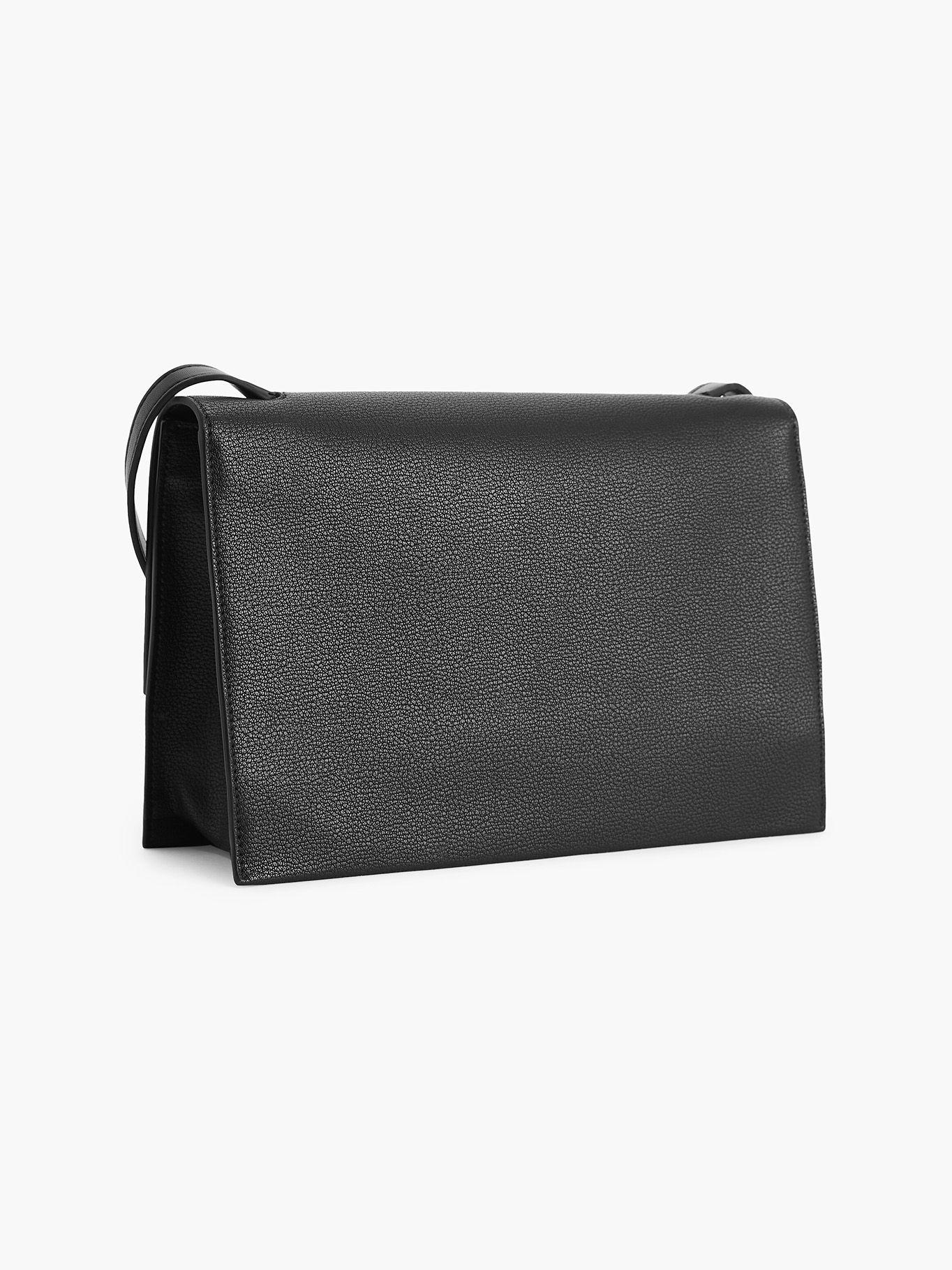 Cartera Xbody Minimal Monogram Negro Calvin Klein-1