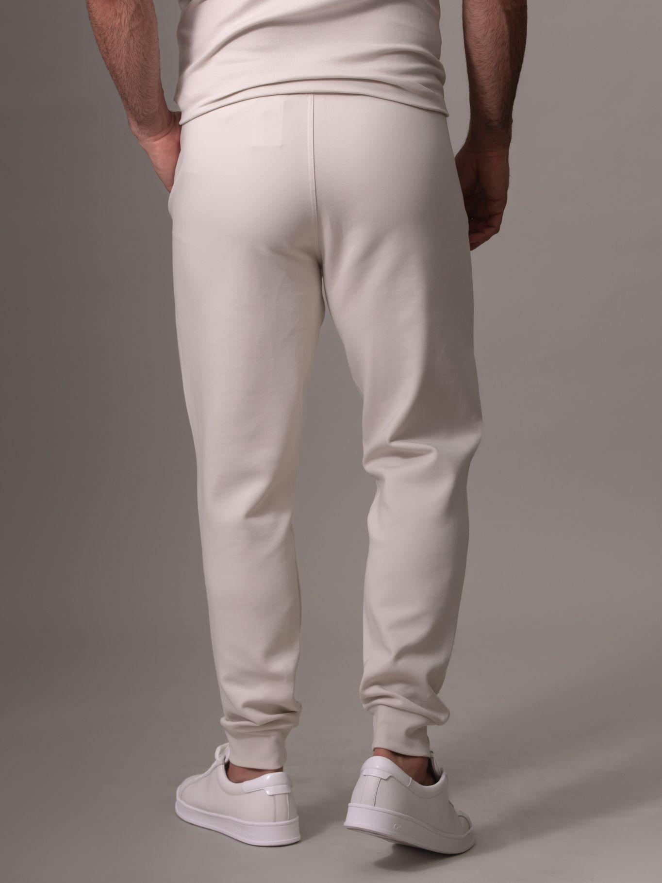 Jogger Lux Tech Crema Calvin Klein-3