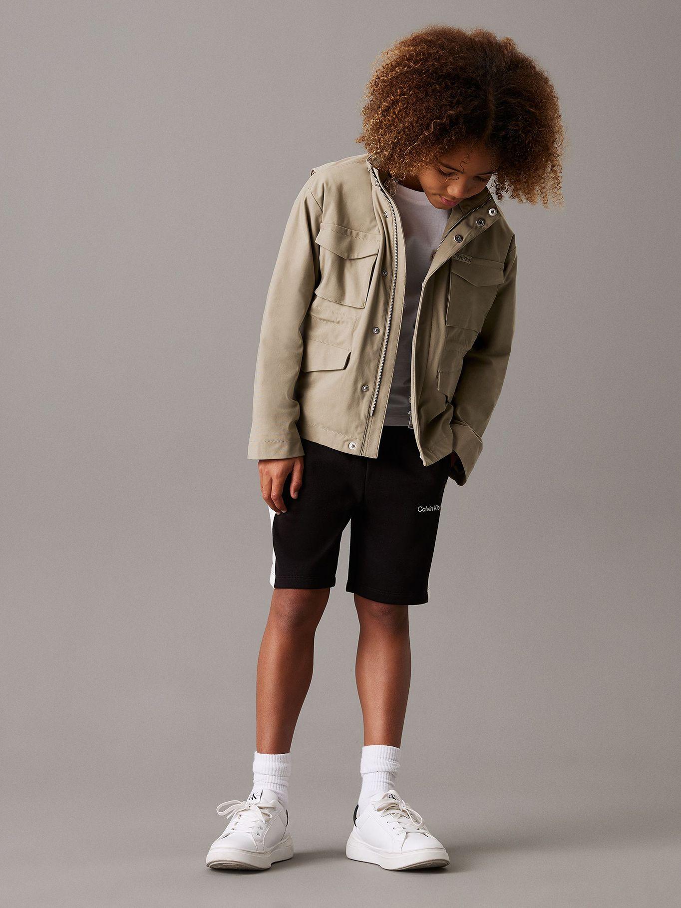 Short Niño Color Block Relaxed Negro Calvin Klein-0