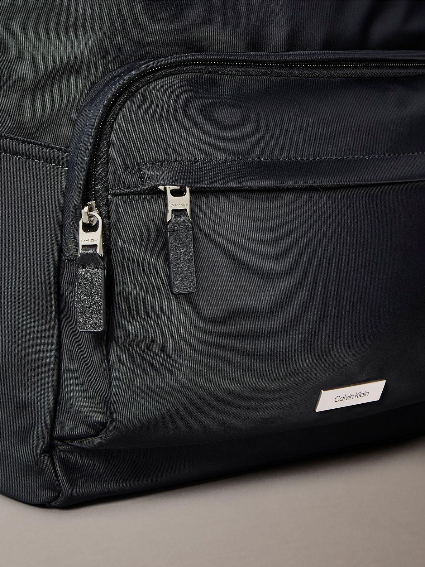 Mochila de Nailon Mate Negro Calvin Klein-3