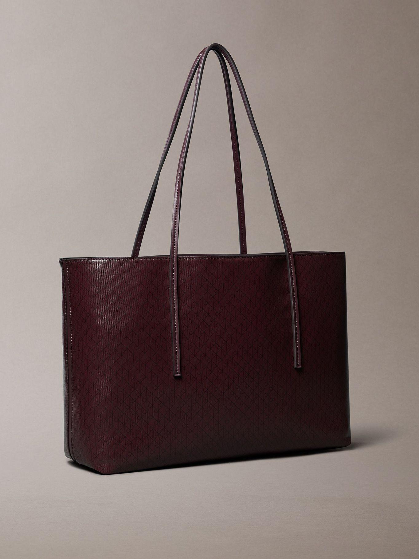 Cartera Tote De Estampado Monograma Marrón Calvin Klein-2