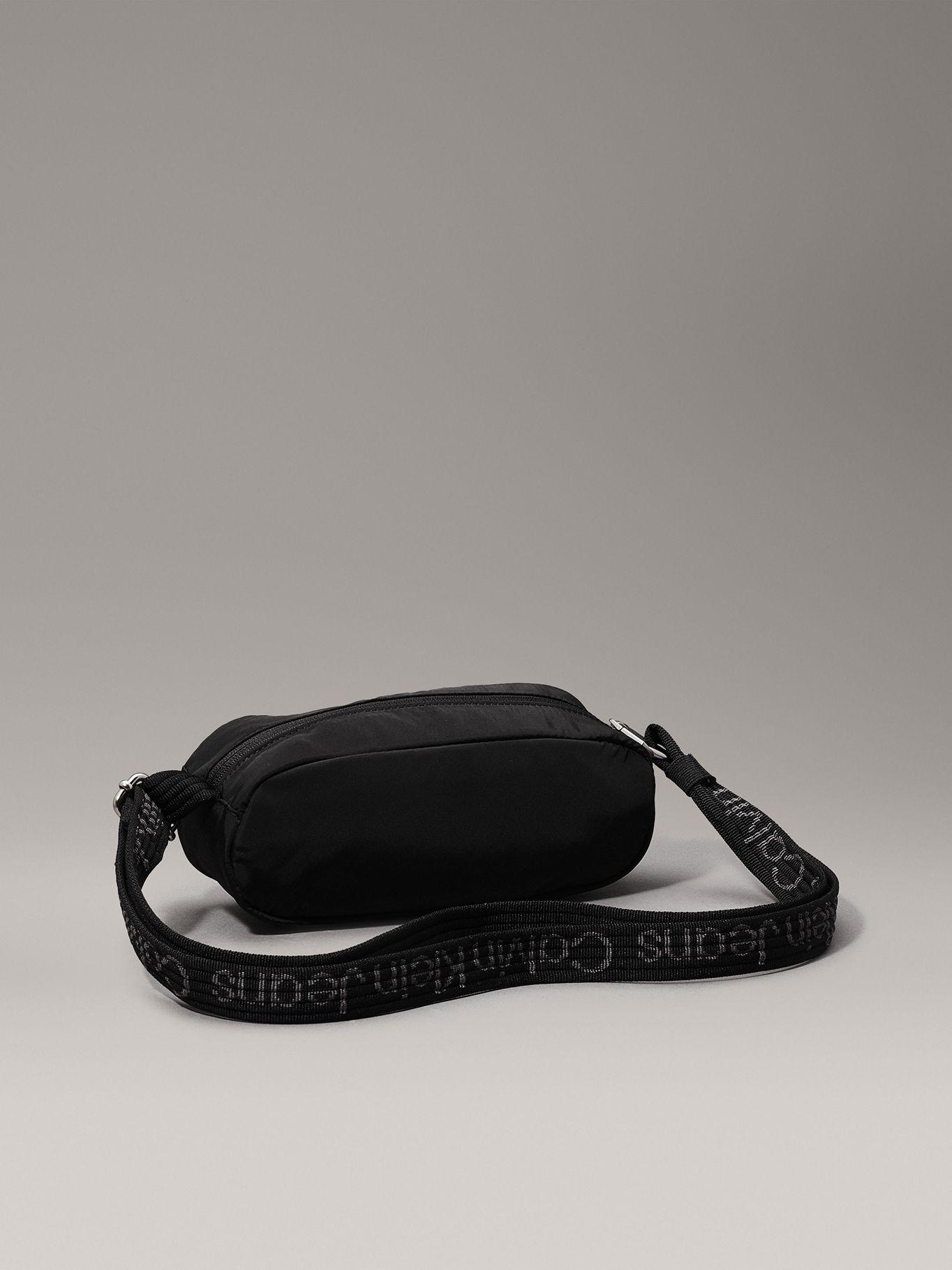 Bandolera Ultralight BEH Negro Calvin Klein-1