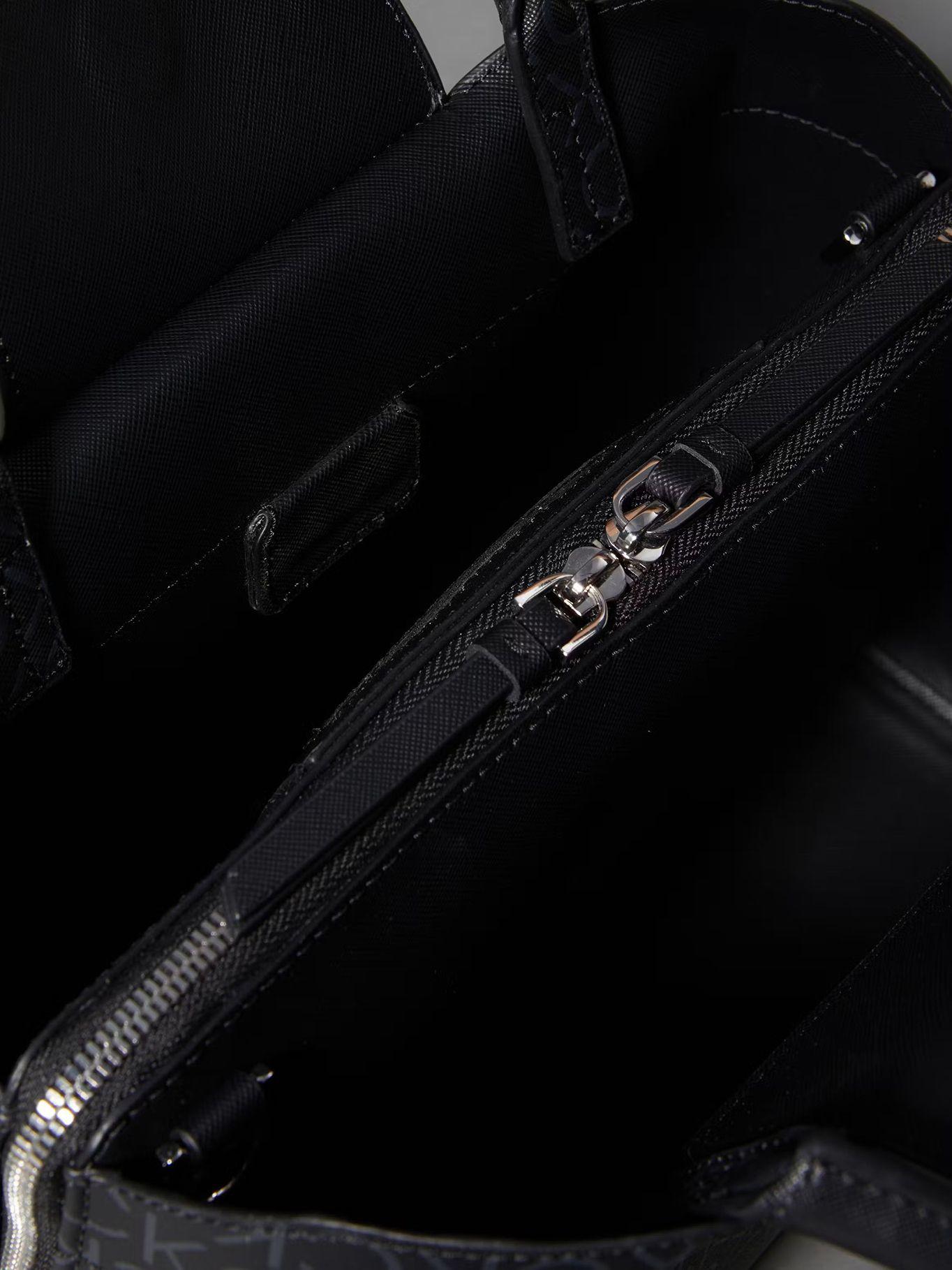 Cartera Tote CK Business Negro Calvin Klein-2