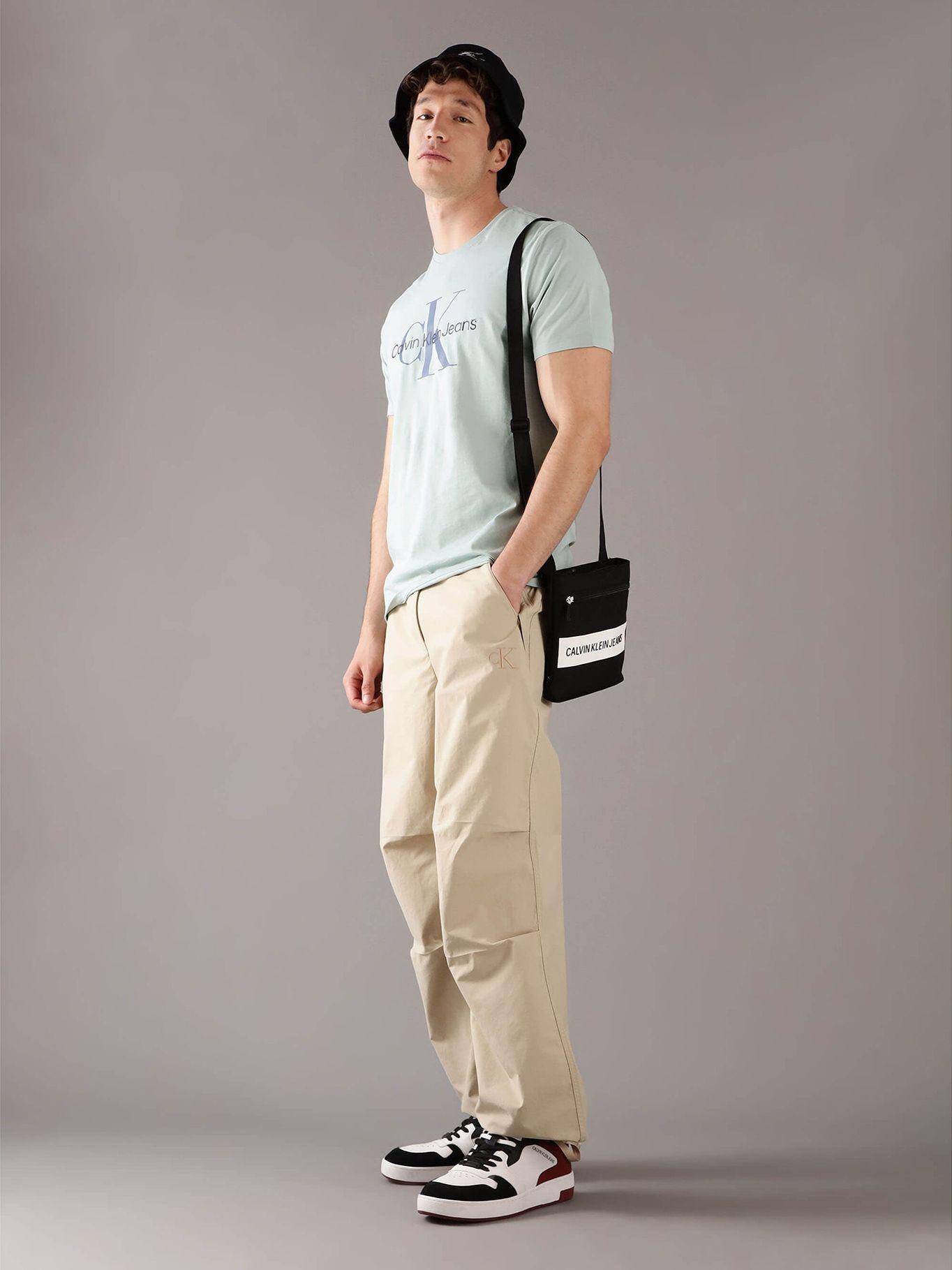 Polera Monogram Crew Verde Calvin Klein-1