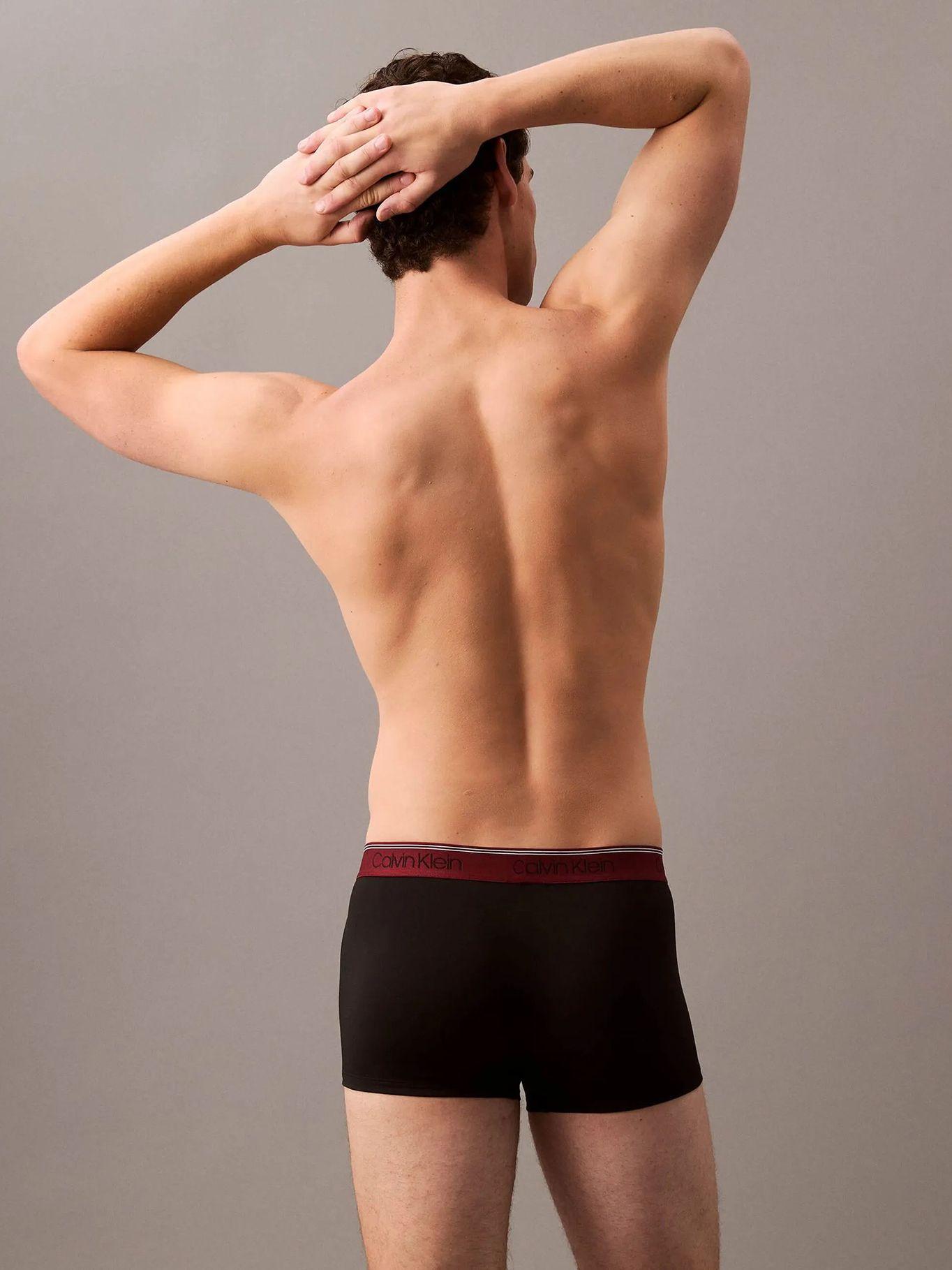 Pack 3 Bóxers Low Rise Trunk Micro Negro Calvin Klein-3