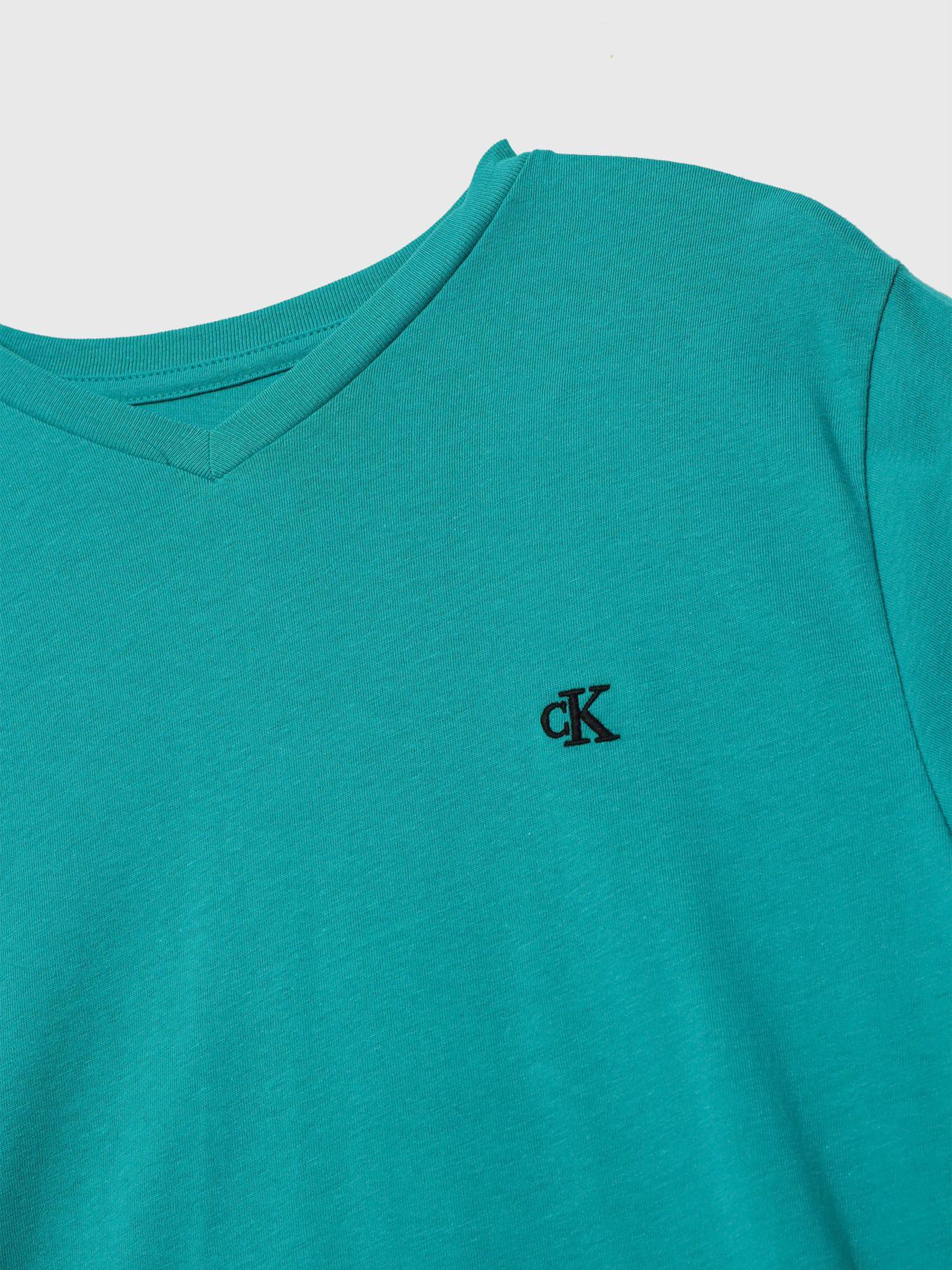 Polera Niño Monogram V Neck Verde Calvin Klein-3