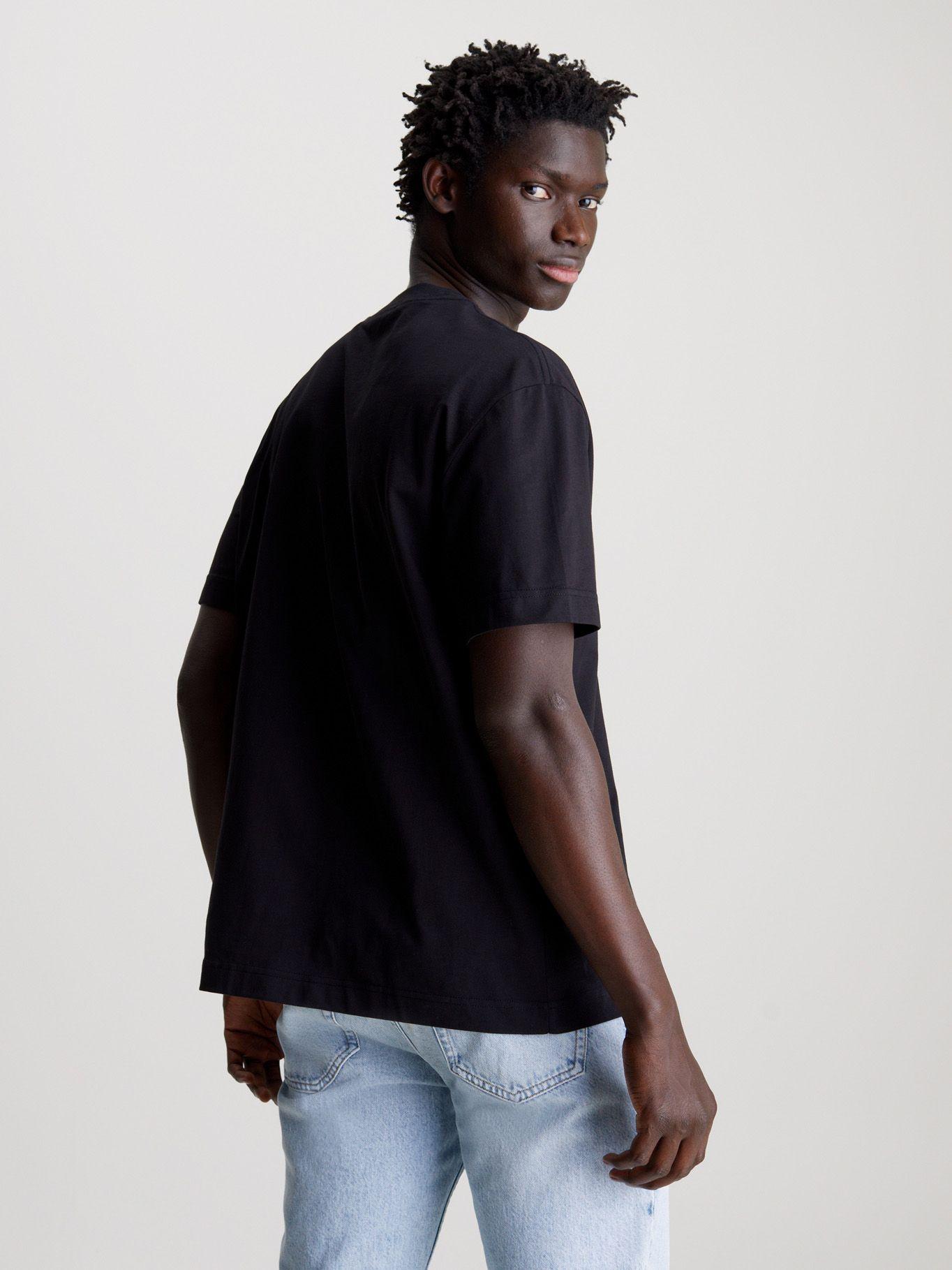 Polera Photoprint Institutional Negro Calvin Klein-2