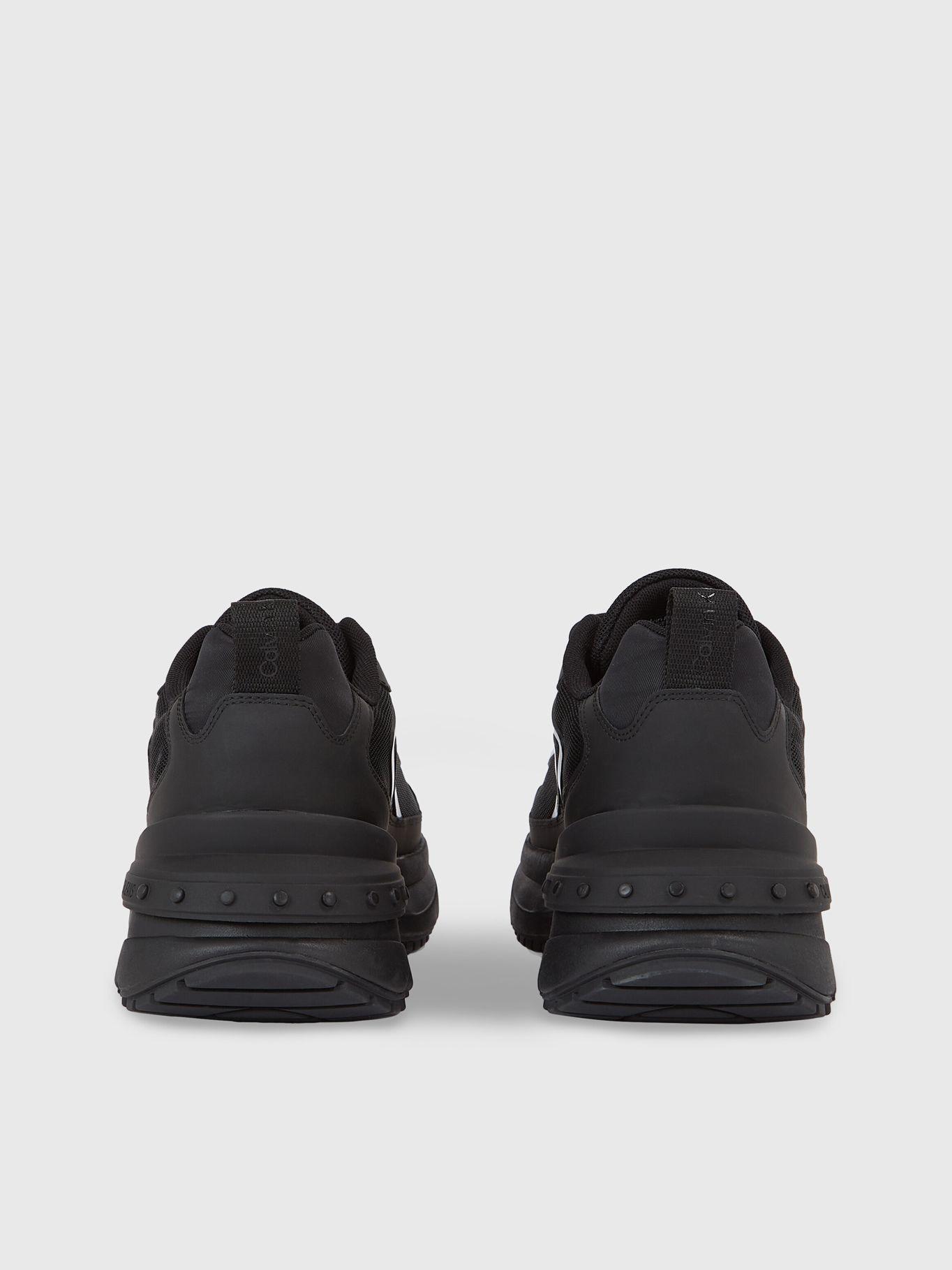 Zapatilla Chunky Runner Low Lace Negro Calvin Klein-1