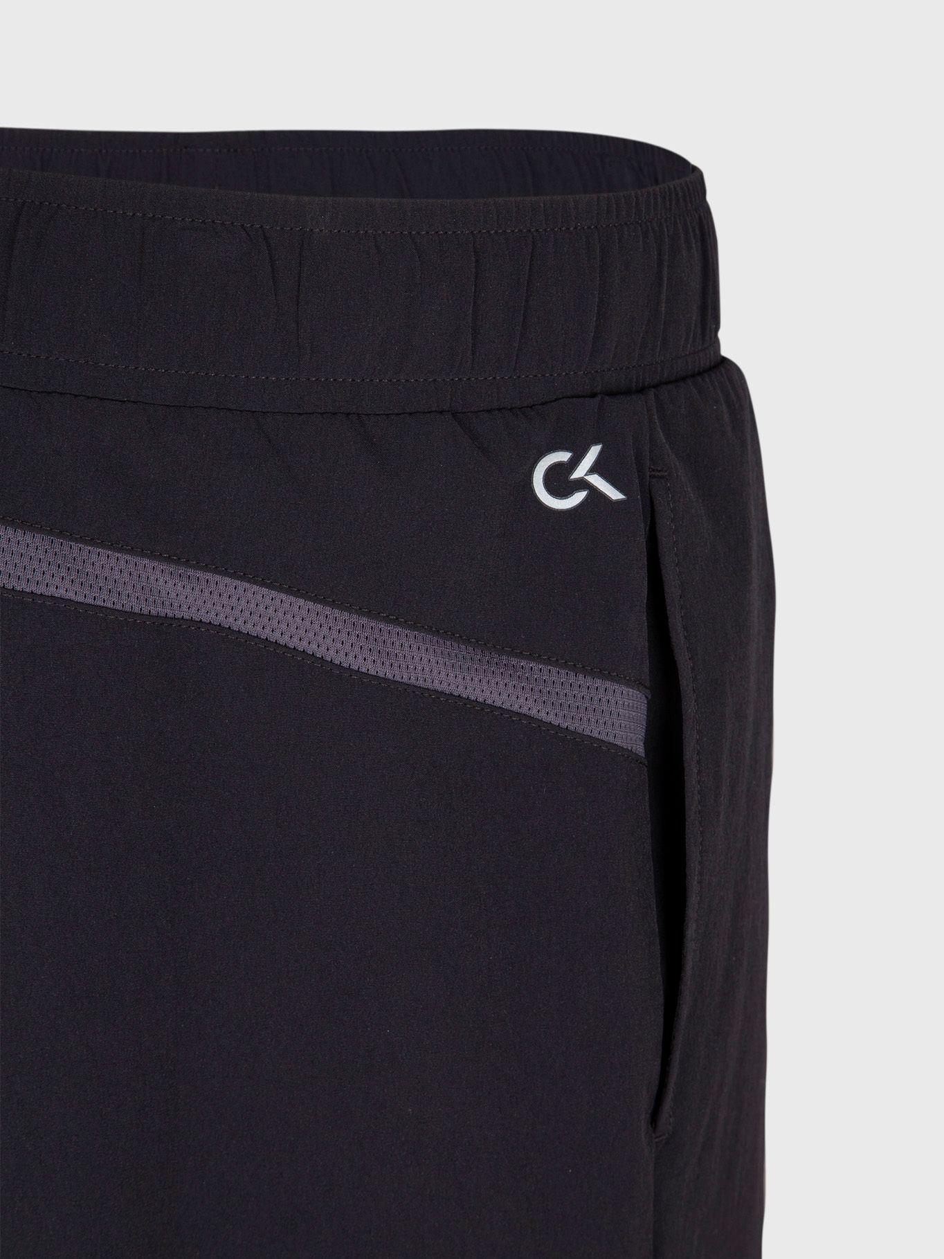 Short Deportivo Core Negro Calvin Klein-3