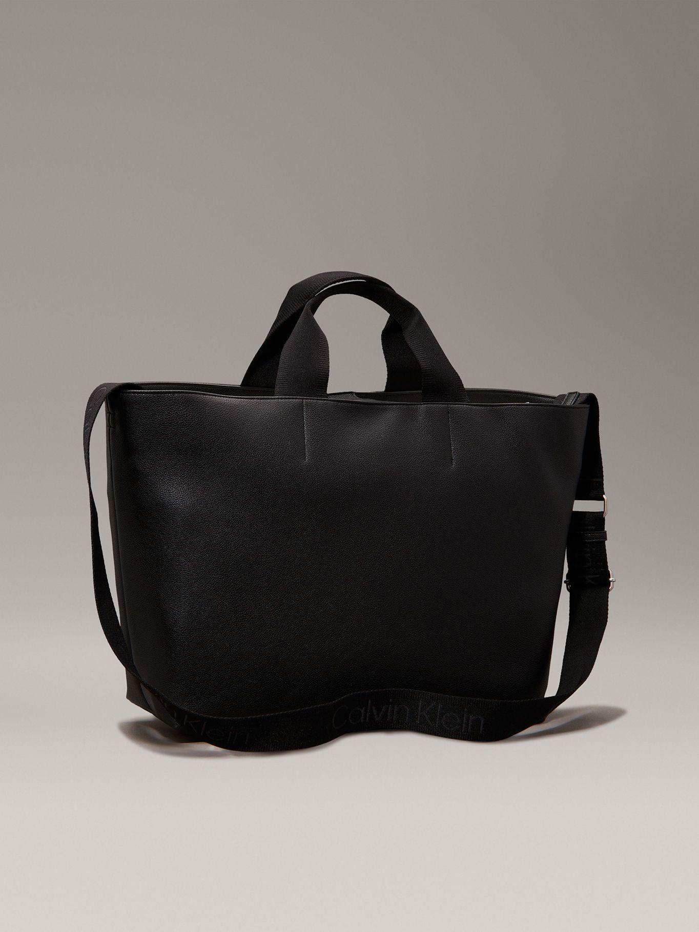 Cartera Tote Over Webbing Negro Calvin Klein-4
