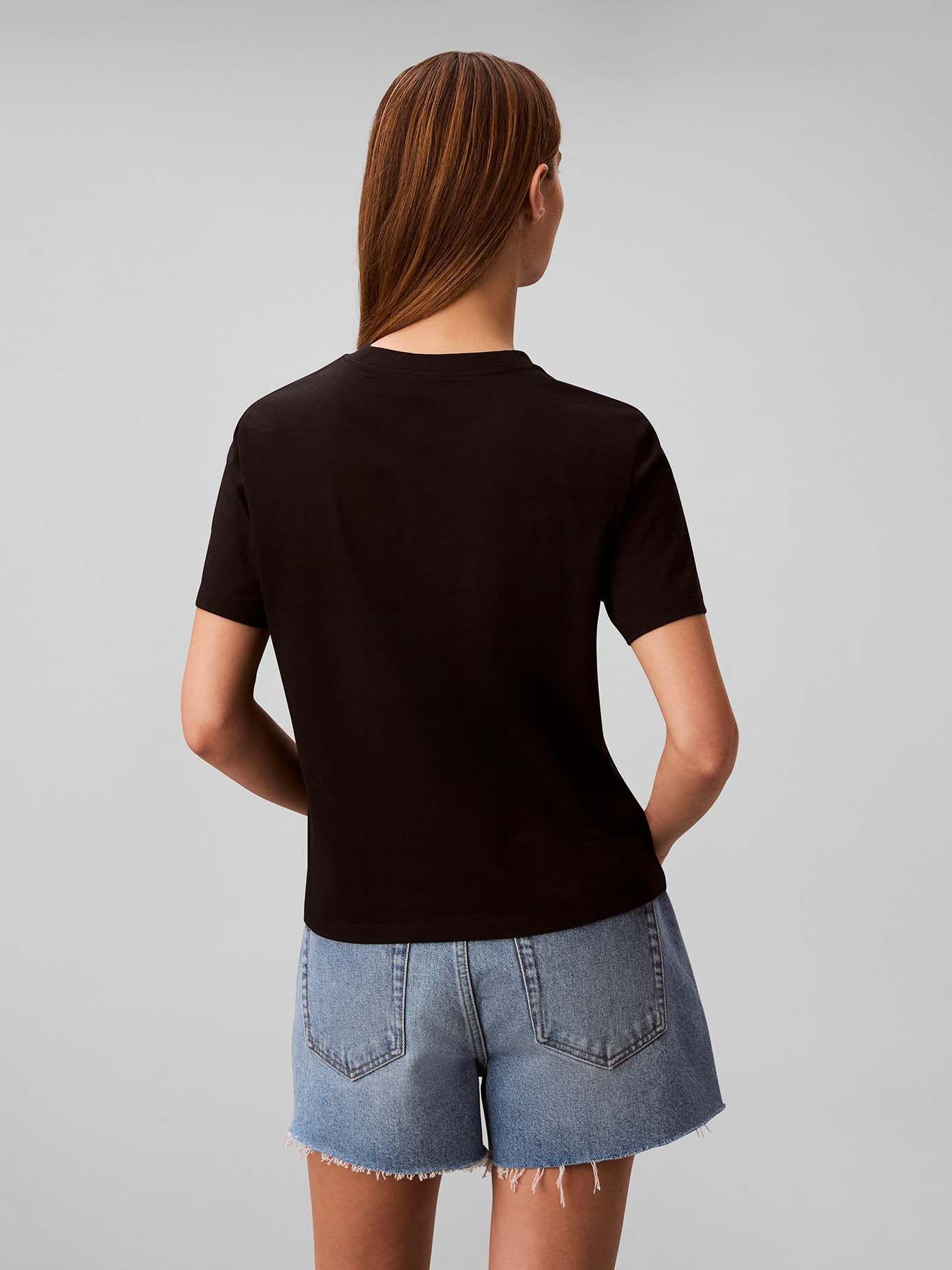 Polera Clásica con Monologo Negro Calvin Klein-2
