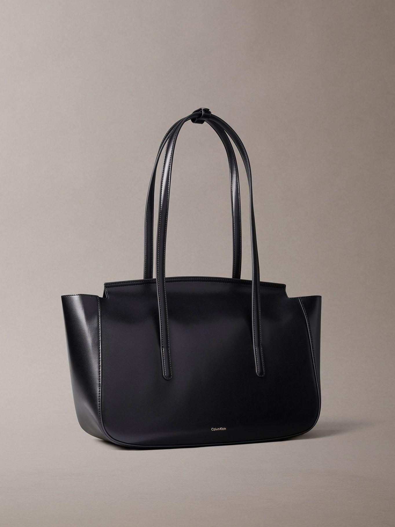 Cartera Tote Con Solapa Superior Negro Calvin Klein-2