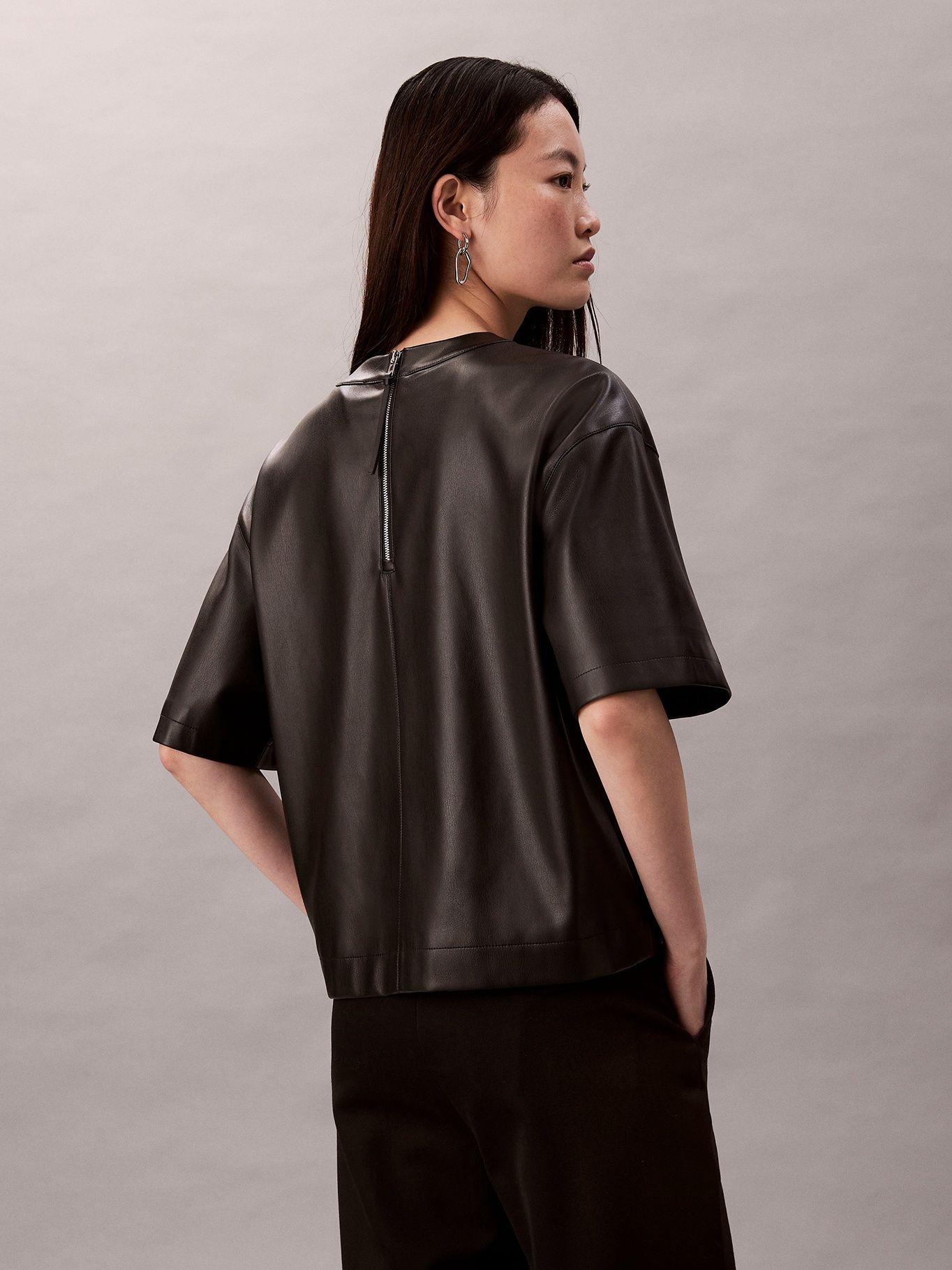 Polera con Efecto Cuero Negro Calvin Klein-2