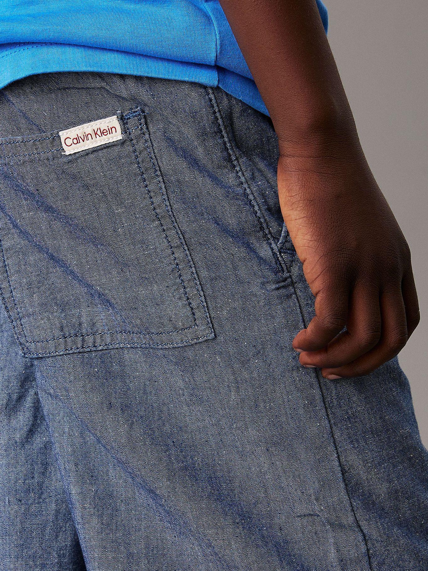 Short Niño Cambray Azul Calvin Klein-3