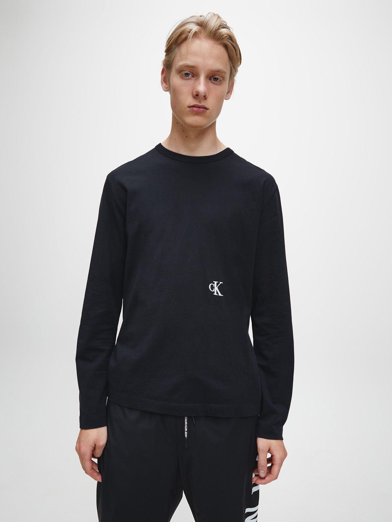 Polera Car Photoprint Negro Calvin Klein-3