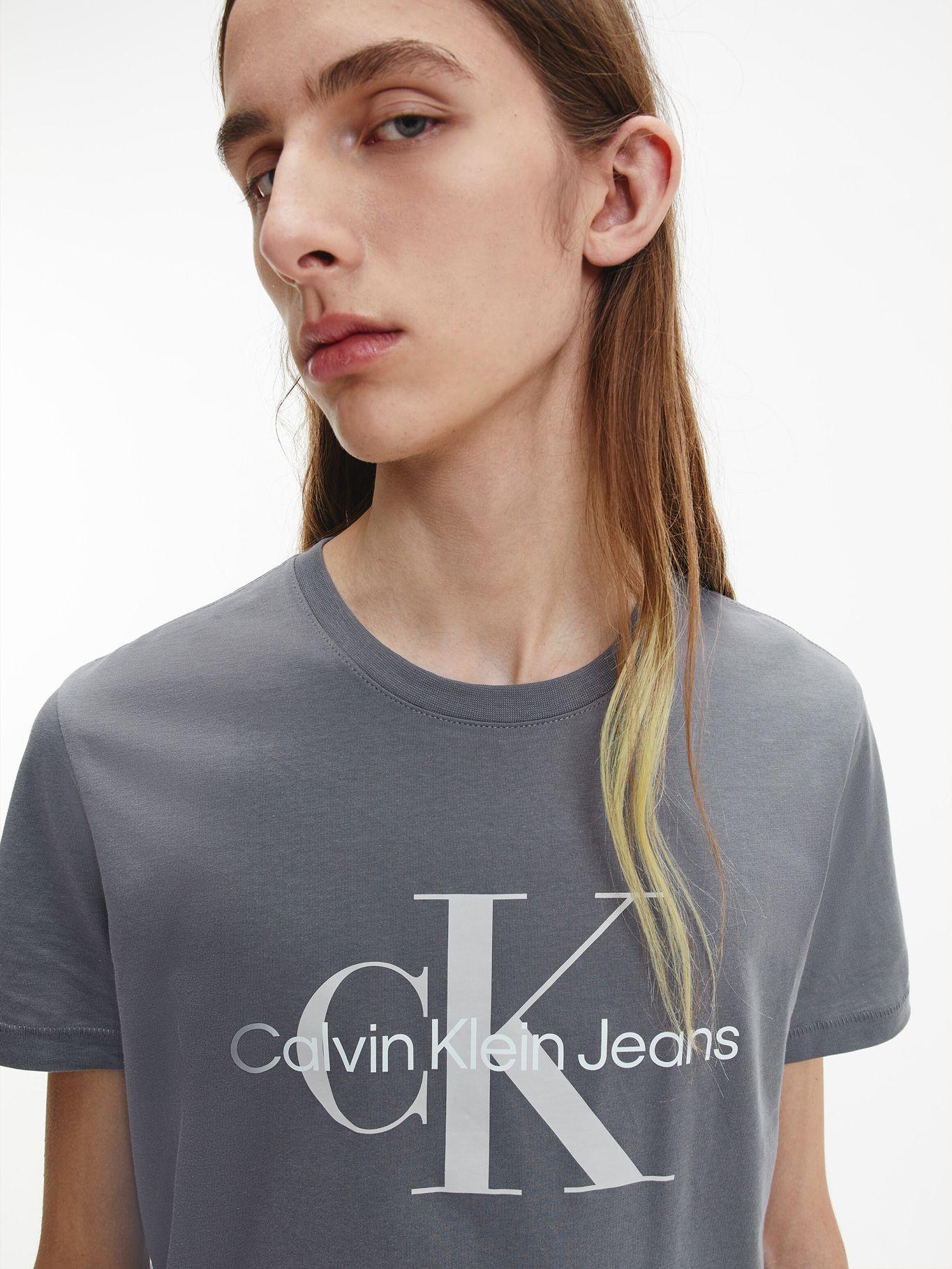 Polera Seasonal Gris Calvin Klein-3